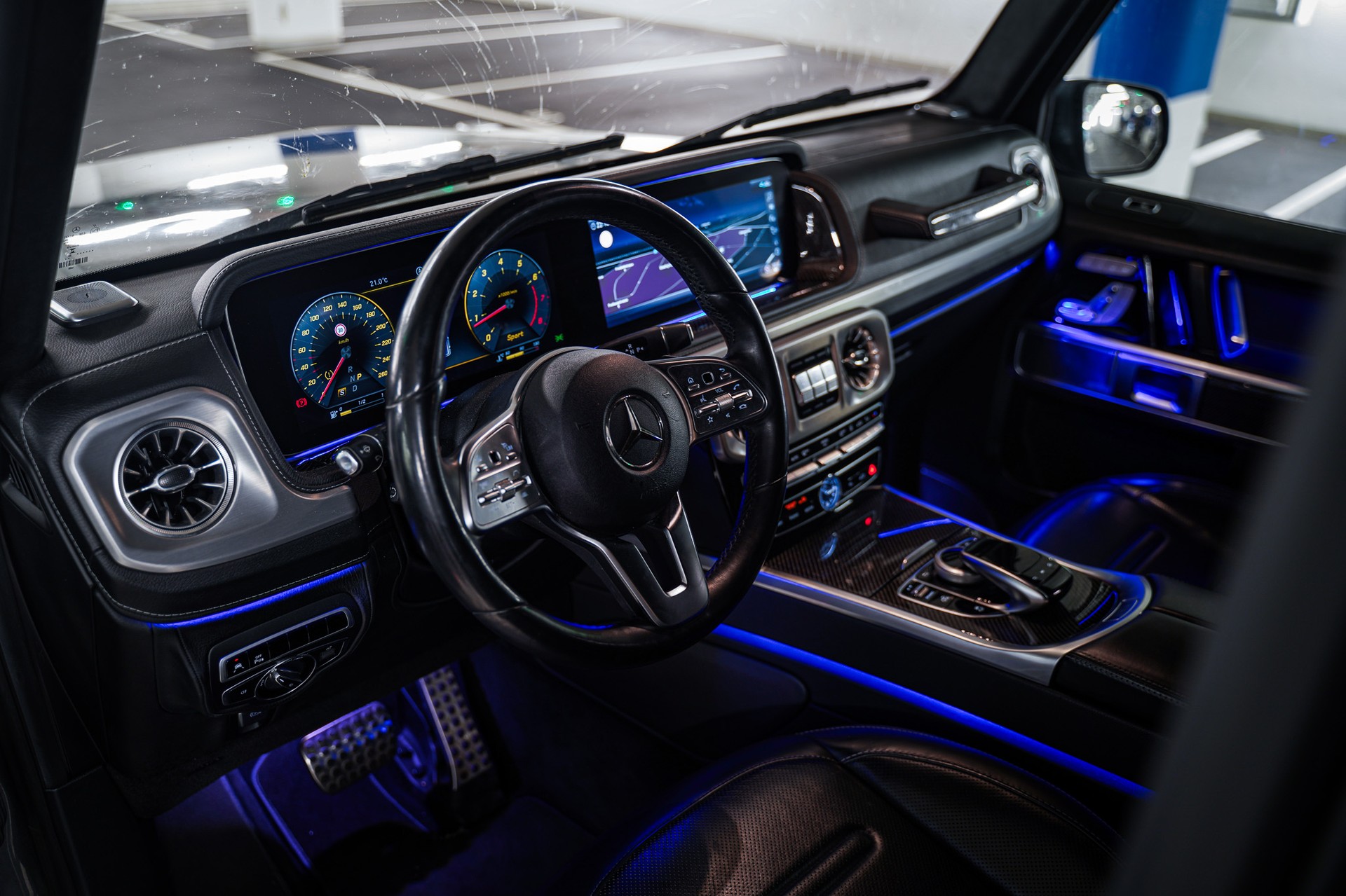 MERCEDES-BENZ G 500 AMG Line 9G-Tronic-image-5