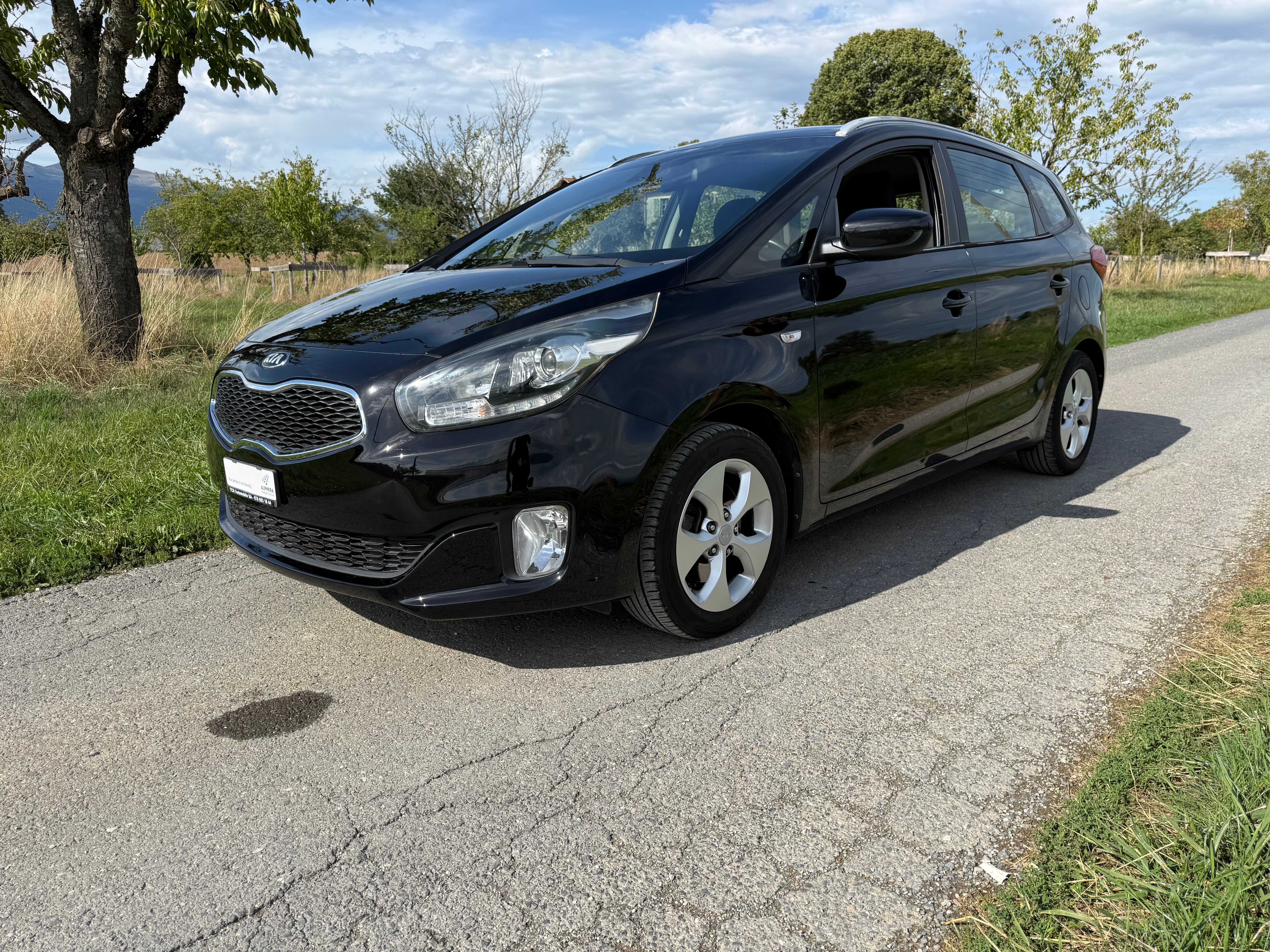 KIA Carens 1.6 GDI Dynamyc Edition 7 Place — slika 1
