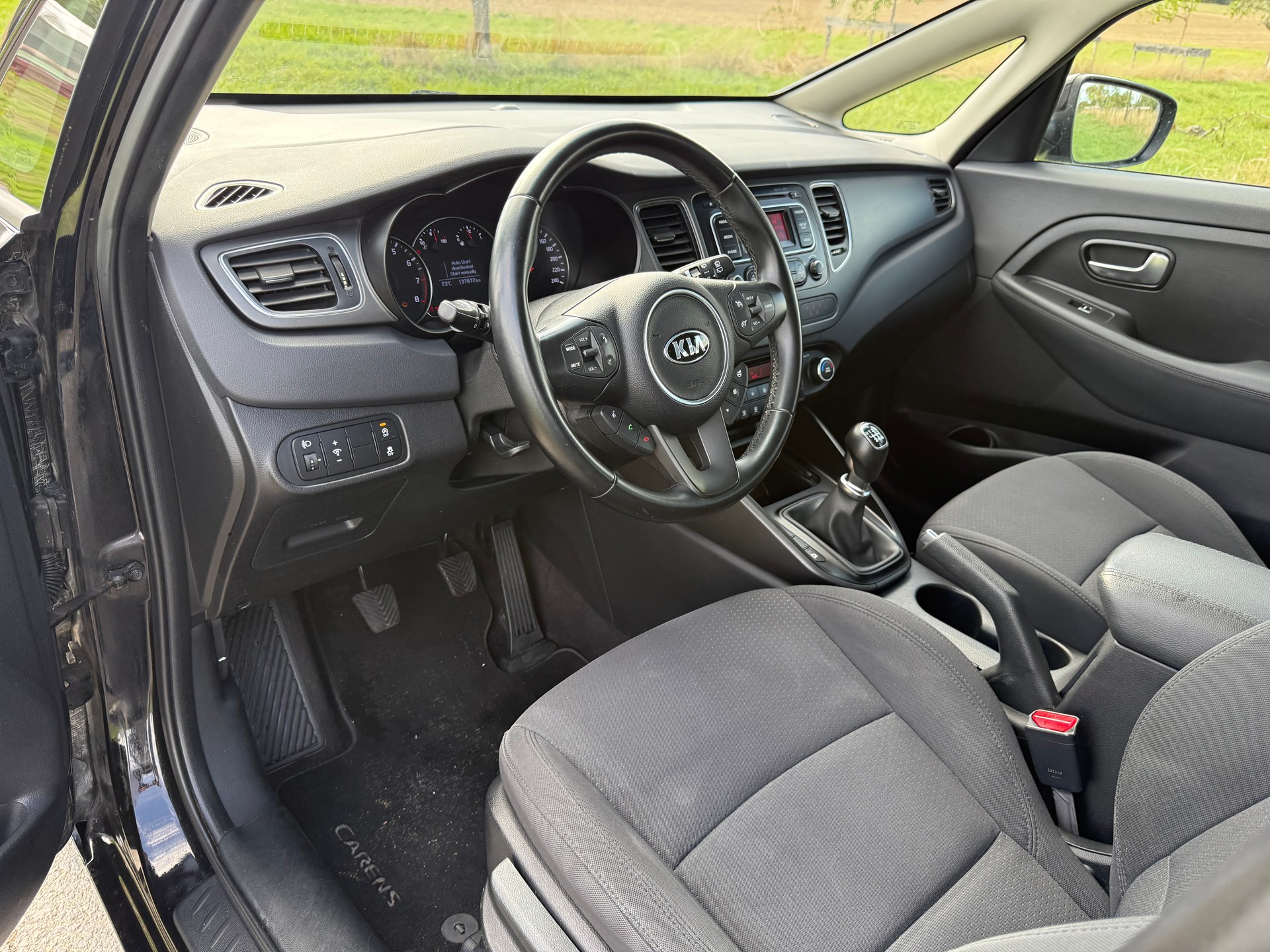 KIA Carens 1.6 GDI Dynamyc Edition 7 Place-image-9