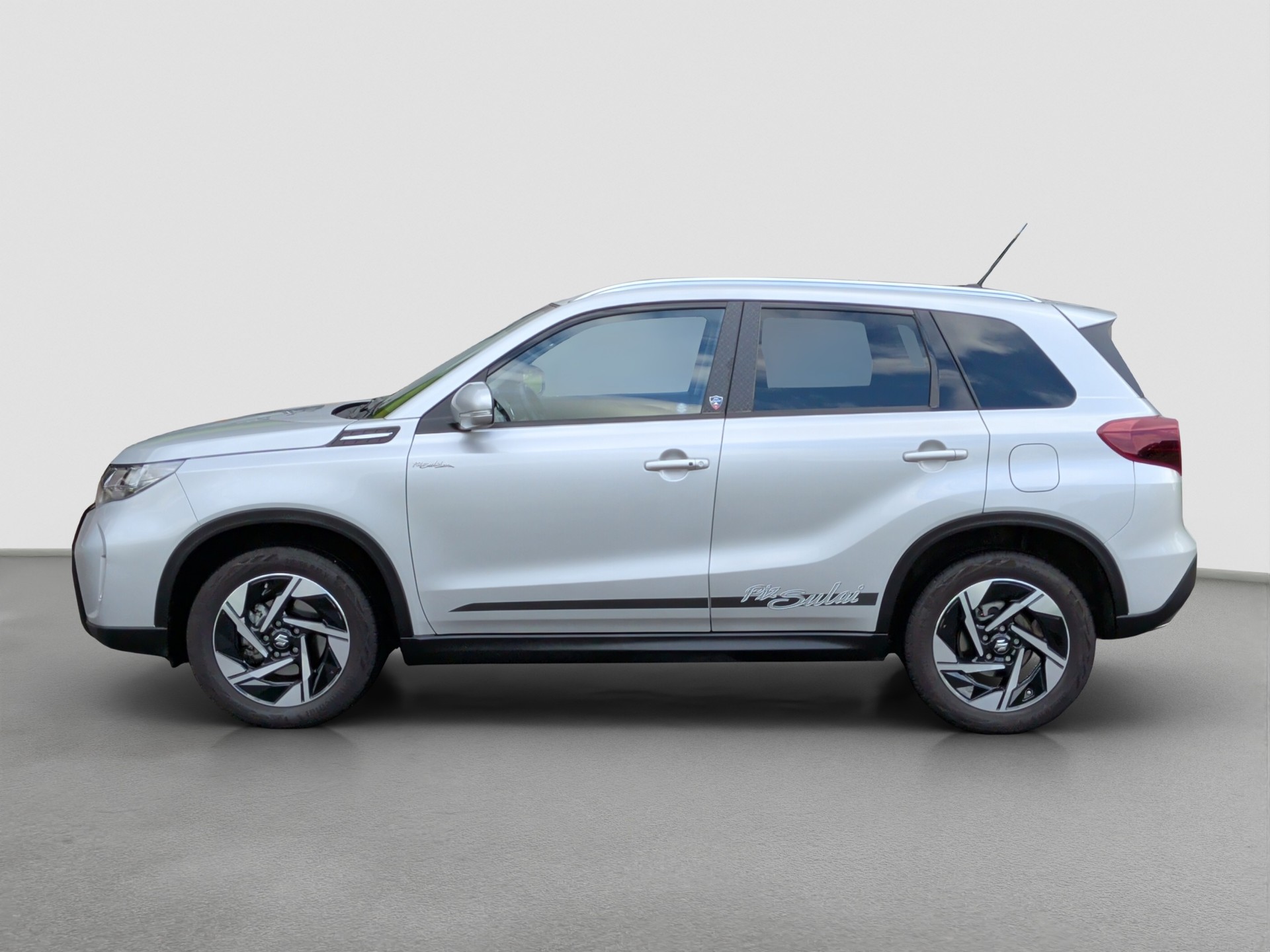 SUZUKI Vitara 1.5 Hybrid Piz Sulai Top 4x4 AGS-image-1