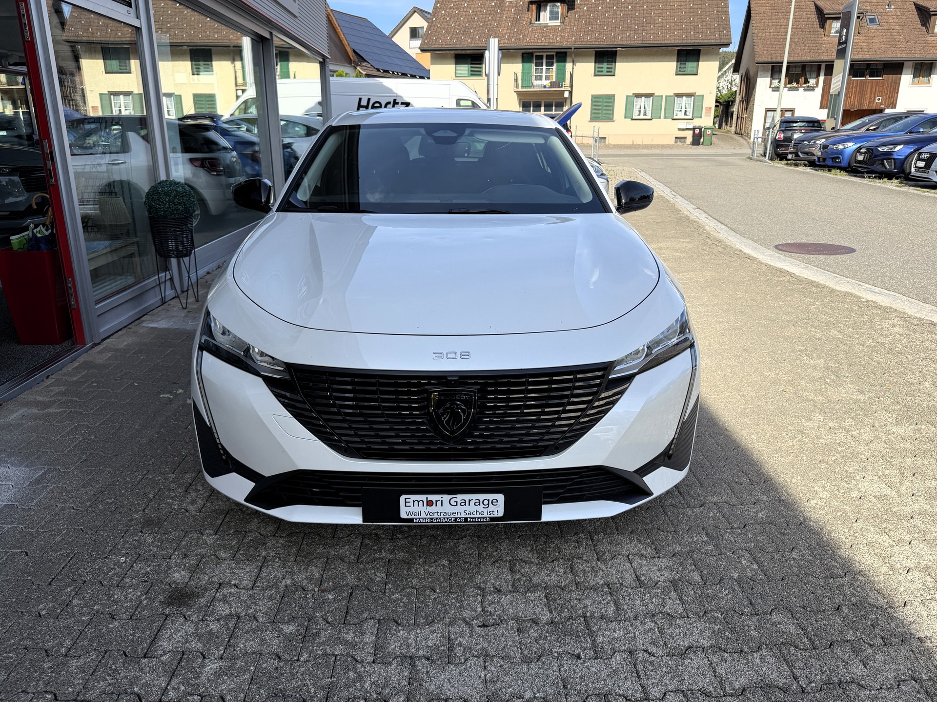 PEUGEOT 308 1.2 Pure Tech Allure Pack EAT8-image-1