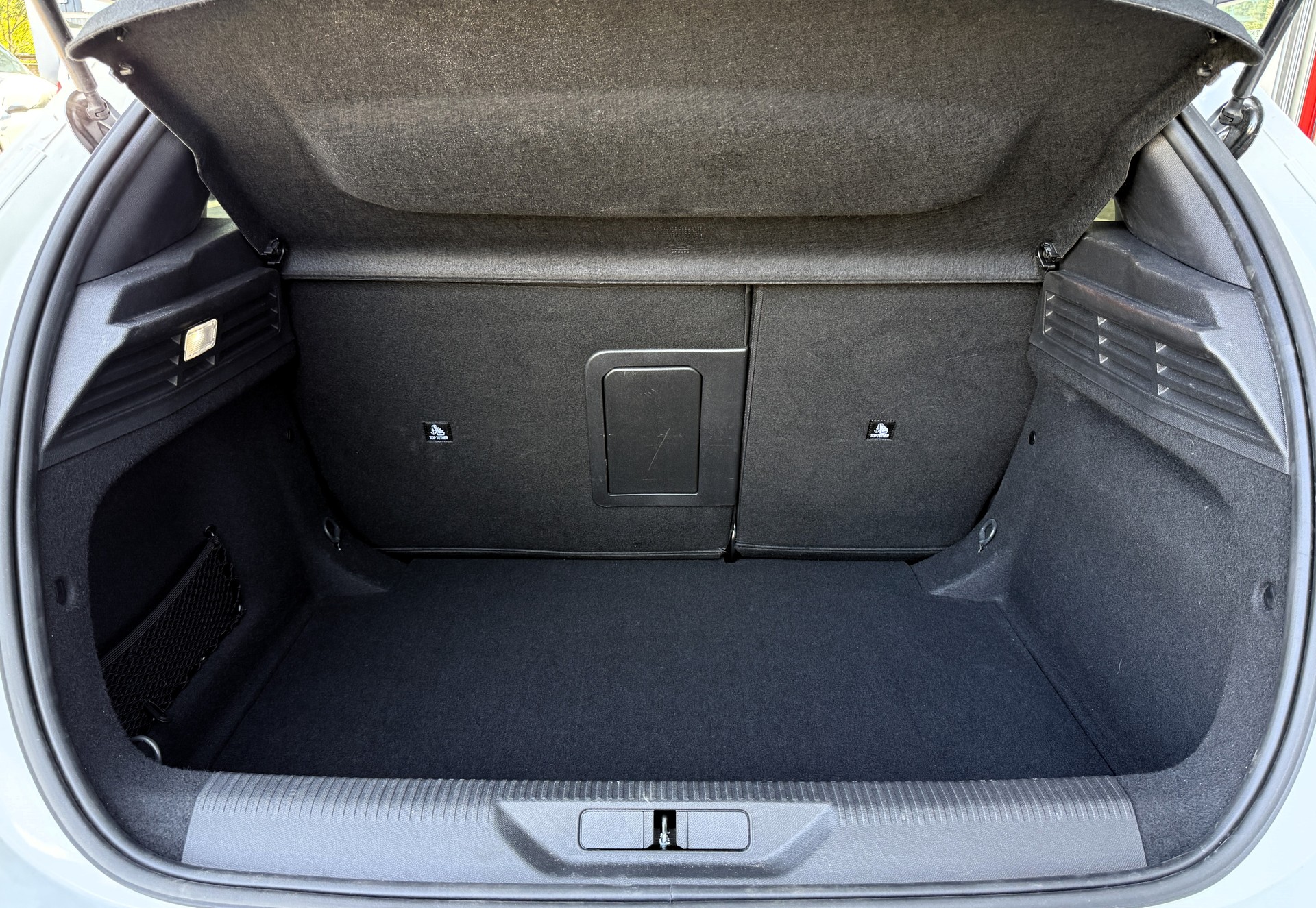 PEUGEOT 308 1.2 Pure Tech Allure Pack EAT8-image-7