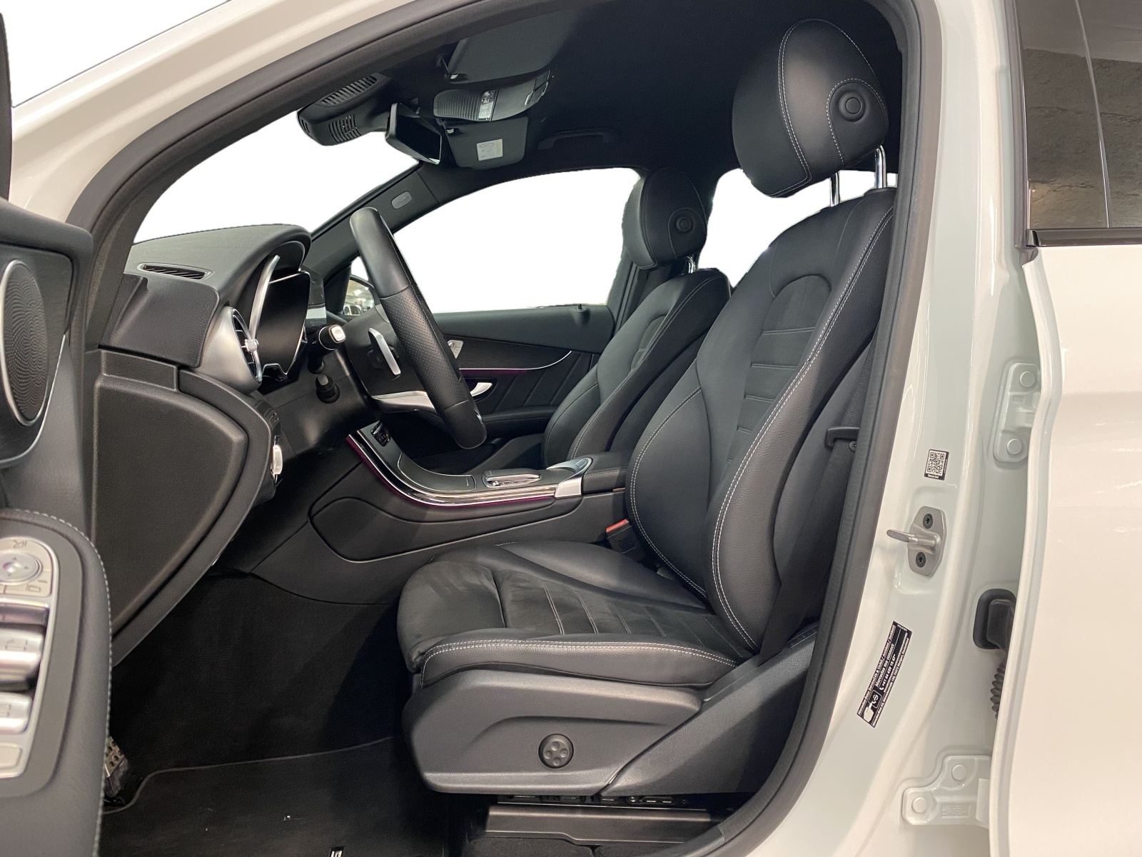 MERCEDES-BENZ GLC 220 d AMG Line 4MATIC-image-6