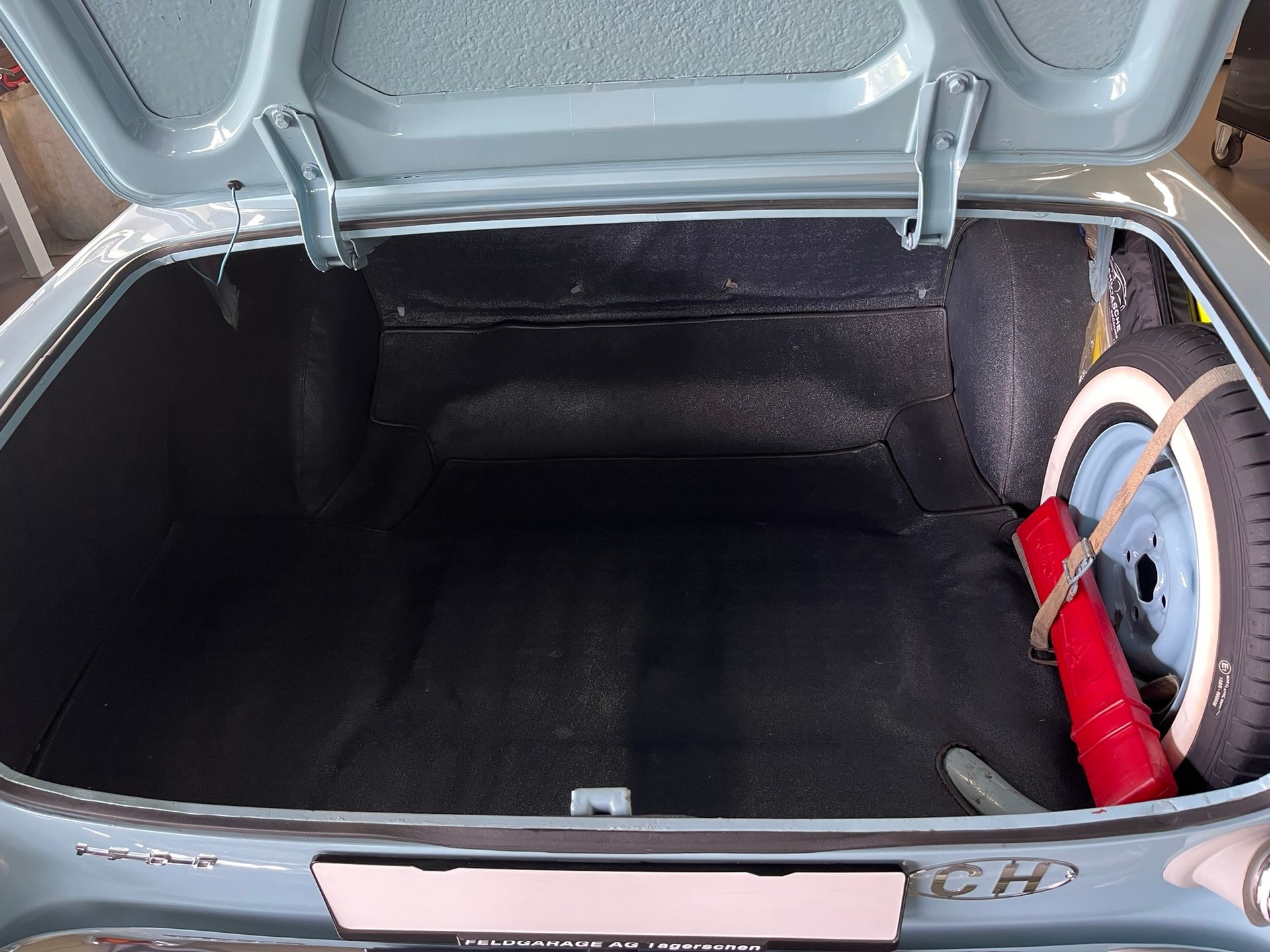 OPEL Rekord P1-image-9