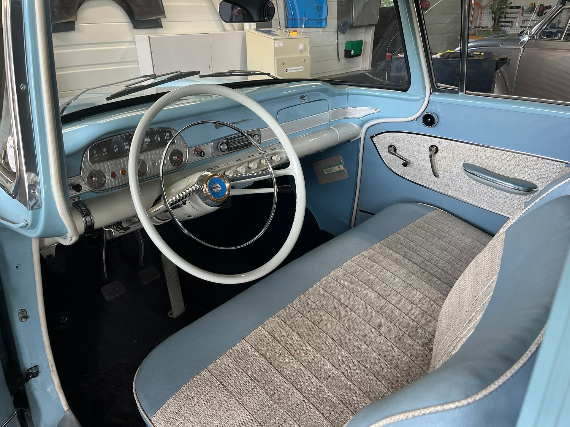 OPEL Rekord P1-image-5