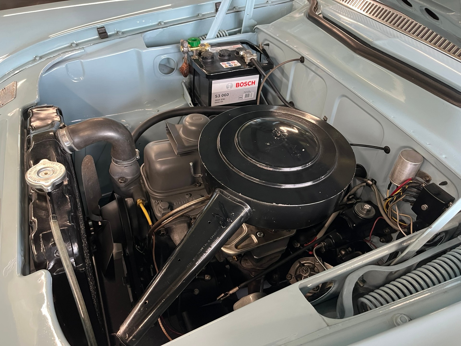 OPEL Rekord P1-image-10
