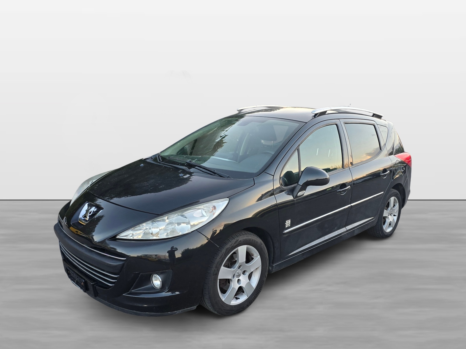 PEUGEOT 207 SW 1.6 16V Sport Automatic-image-0