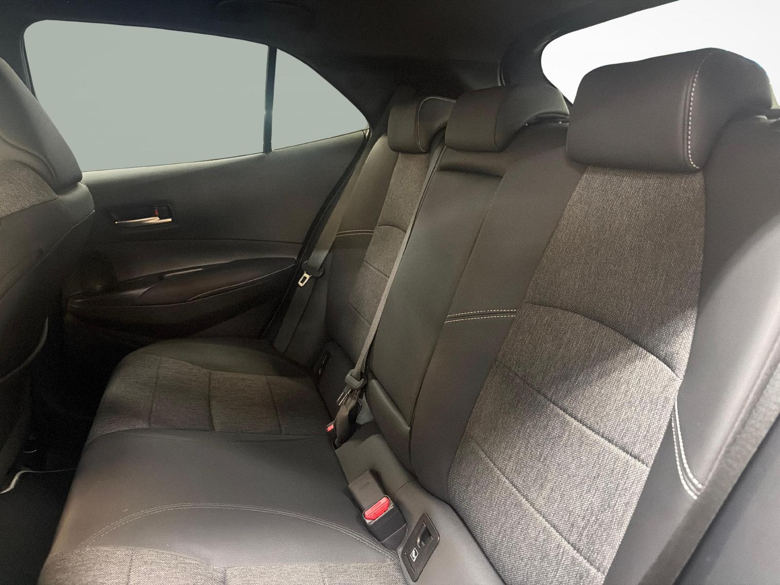 TOYOTA Corolla 1.8 HSD Trend-image-17