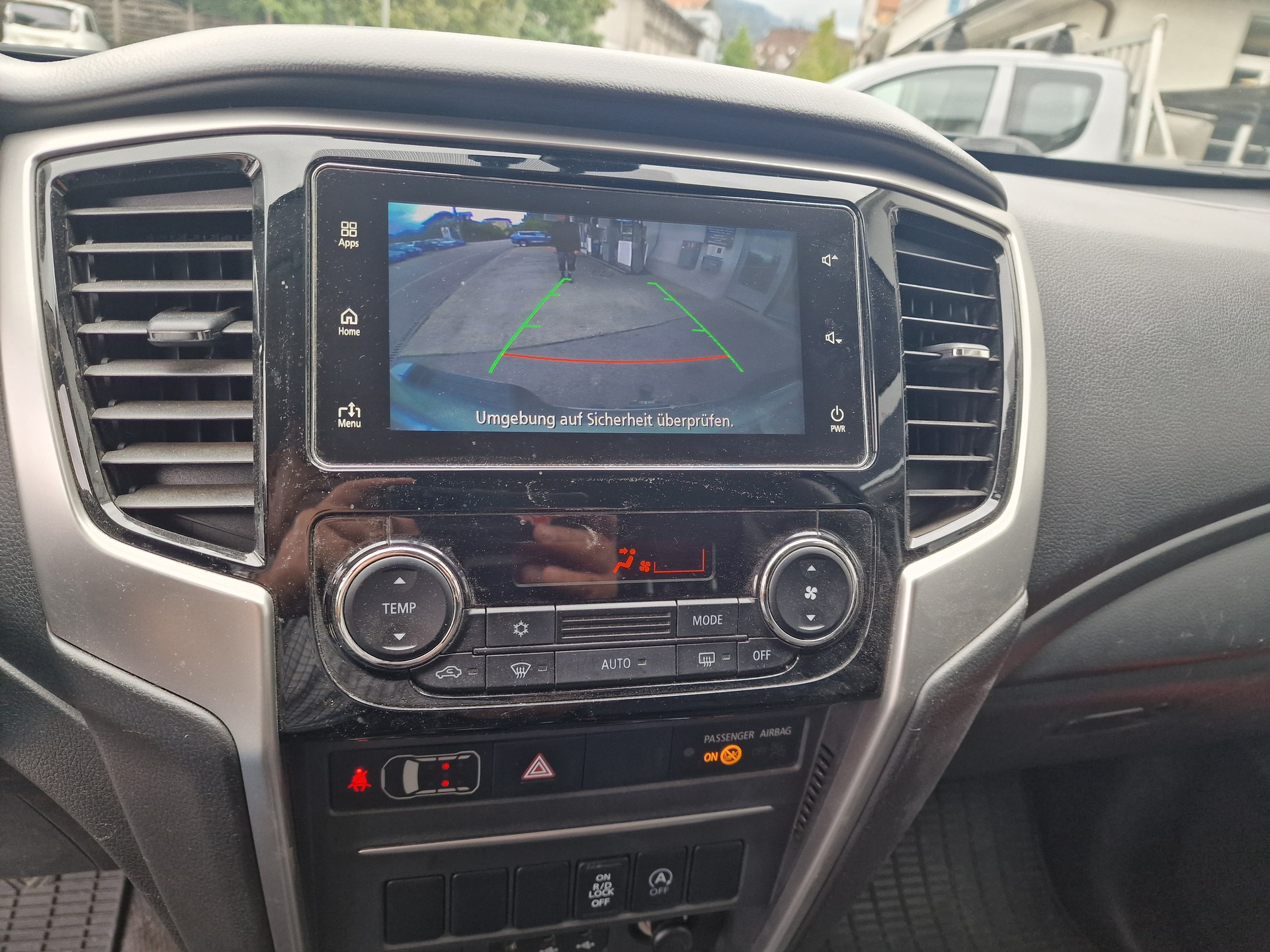 MITSUBISHI L 200 2.2 Style Club Cab-image-10