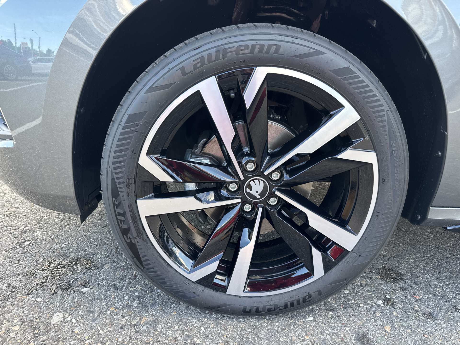SKODA Kamiq 1.5 TSI Monte Carlo DSG-Automat-image-8