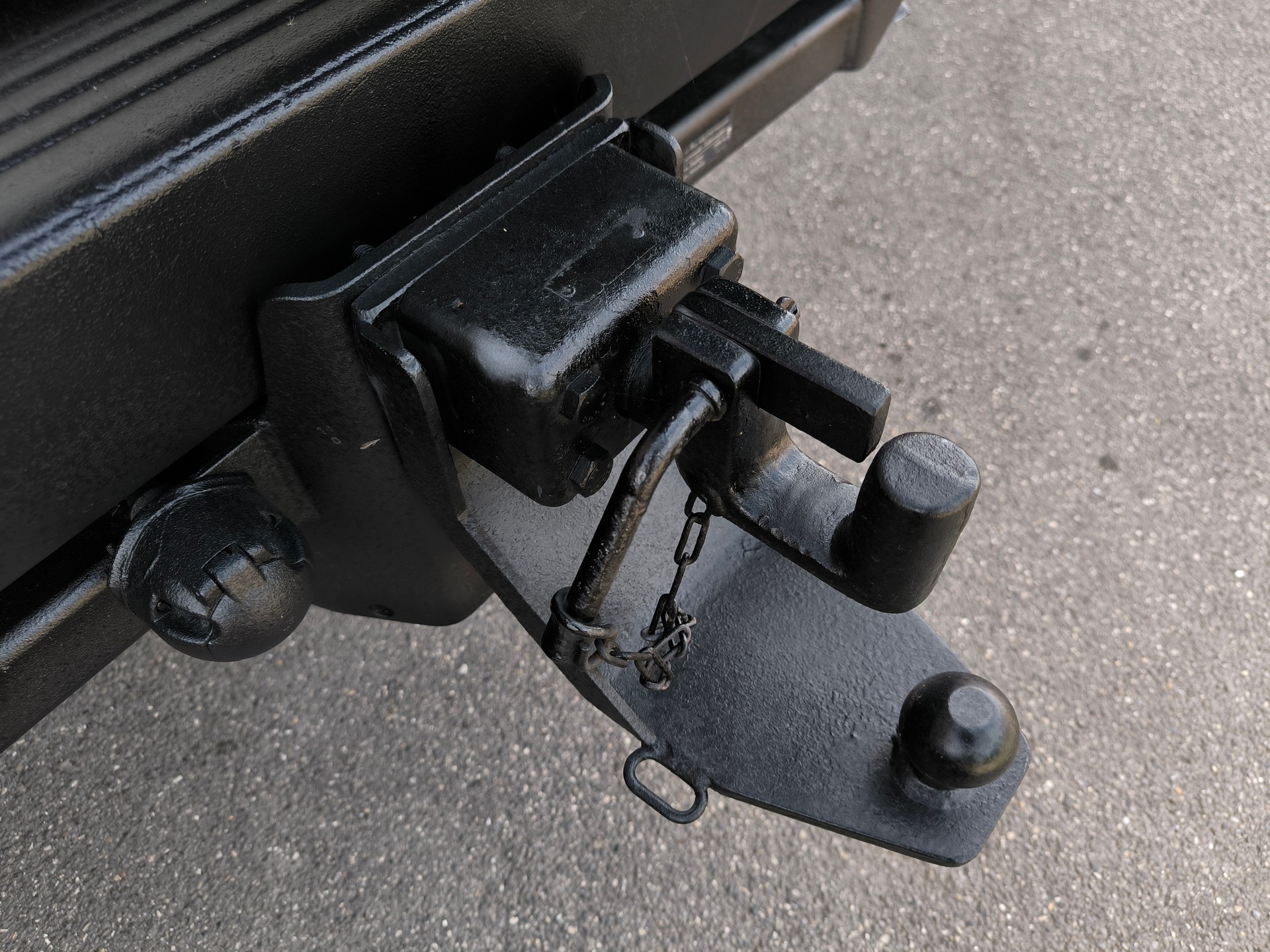 TOYOTA Land Cruiser 300 3.0 TD LX-image-12