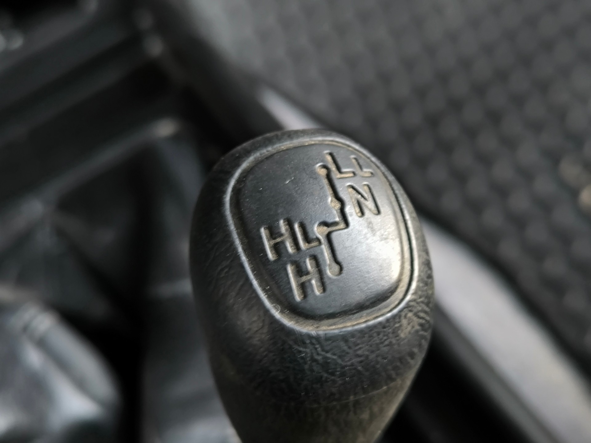 TOYOTA Land Cruiser 300 3.0 TD LX-image-8
