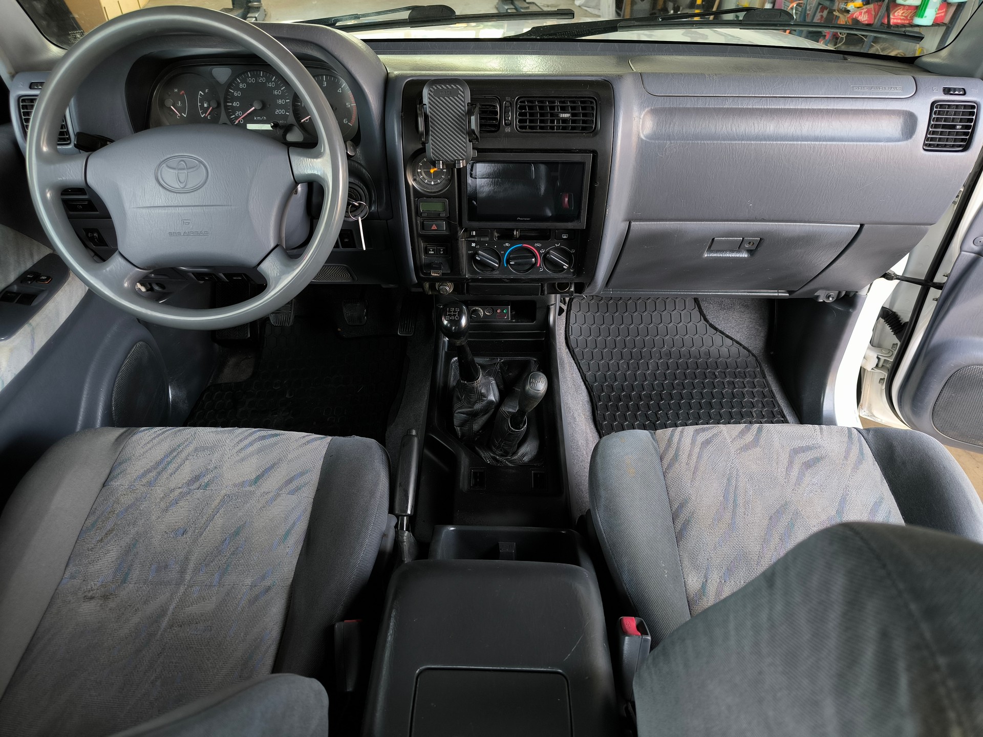 TOYOTA Land Cruiser 300 3.0 TD LX-image-14