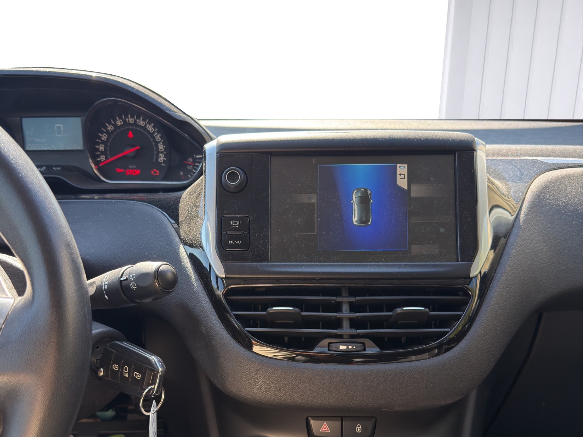 PEUGEOT 208 1.2 VTI Active-image-10