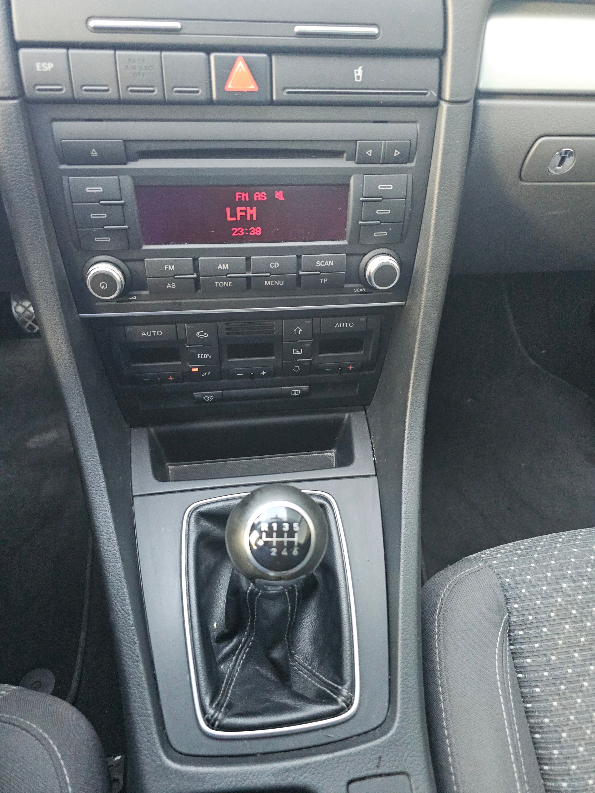 SEAT Exeo ST 2.0 TDI Sport-image-12