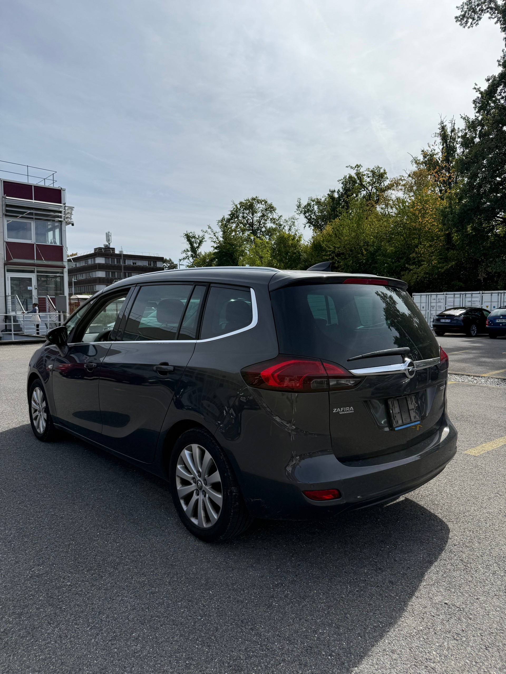 OPEL Zafira Tourer 1.4i 16V Turbo Drive Automatic-image-2