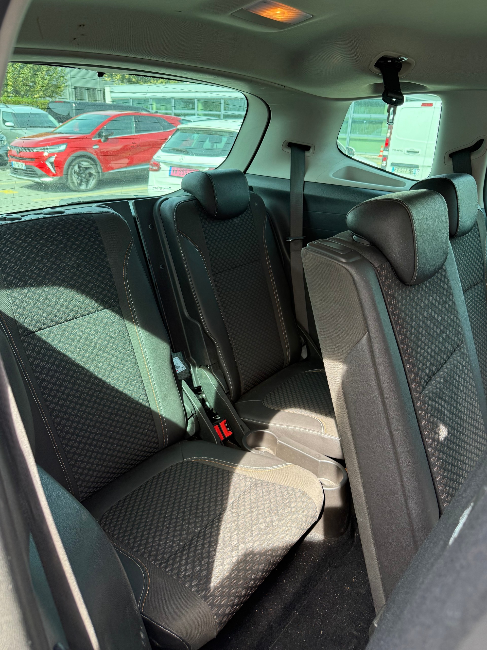 OPEL Zafira Tourer 1.4i 16V Turbo Drive Automatic-image-6