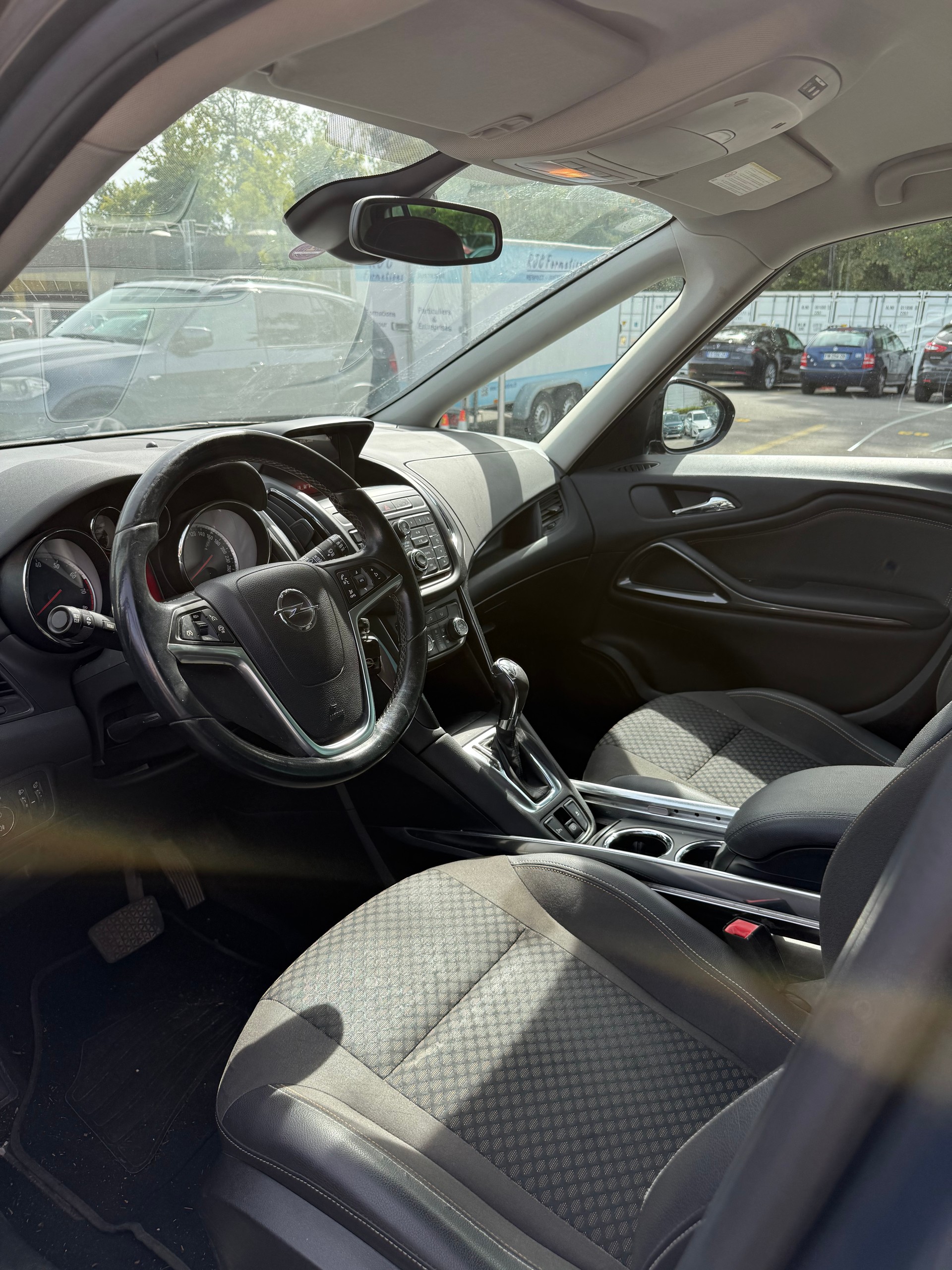 OPEL Zafira Tourer 1.4i 16V Turbo Drive Automatic-image-10