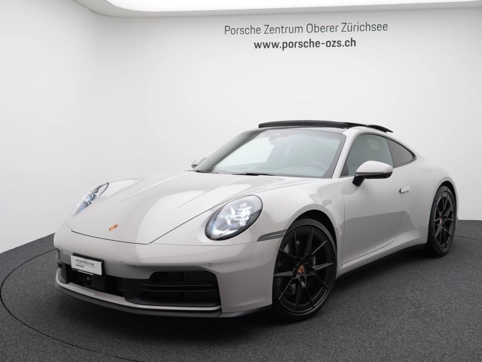 PORSCHE 911 Carrera-image-0