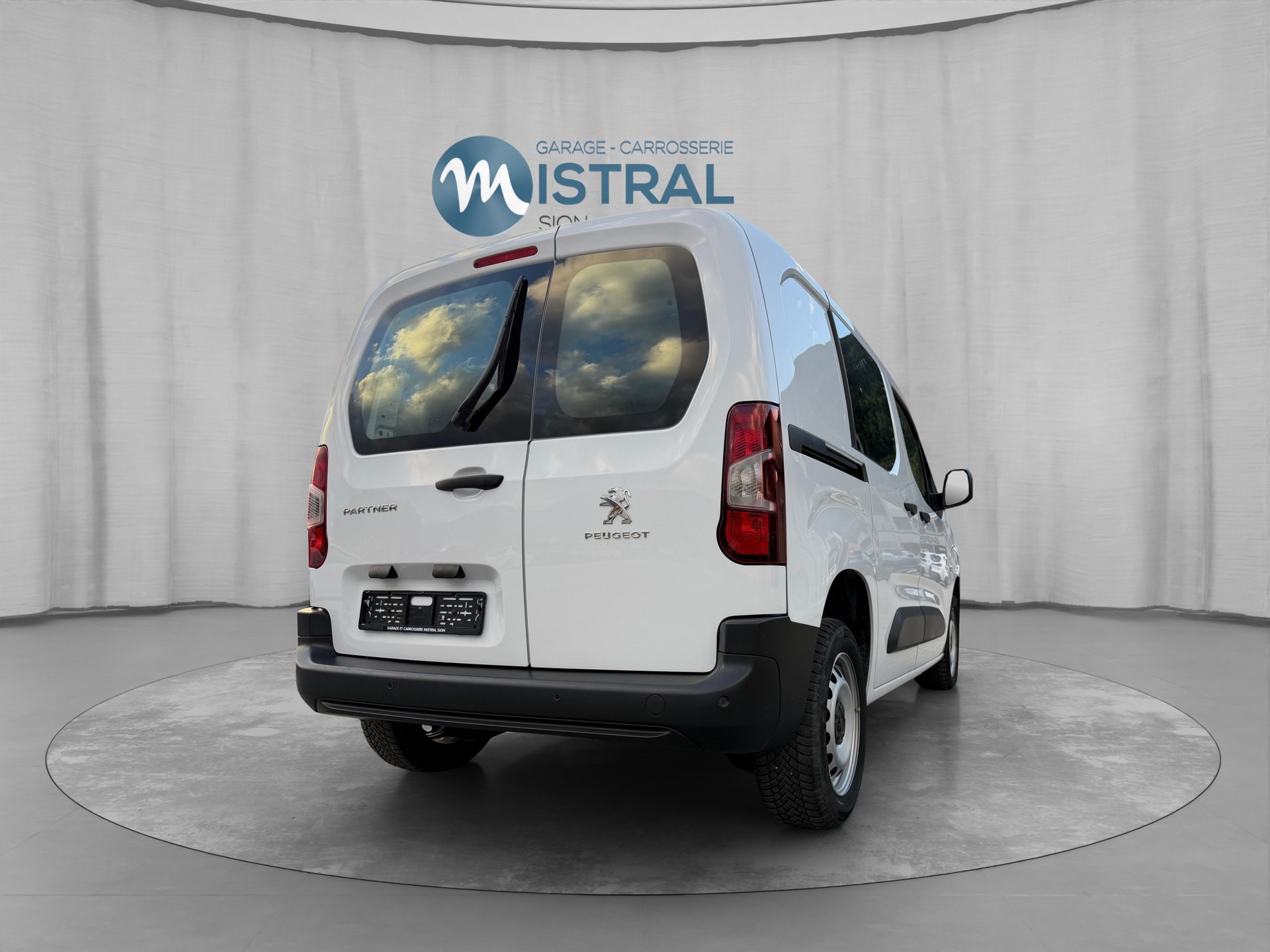 PEUGEOT Partner 1.5 Blue HDi s/s Premium 1000kg-image-4