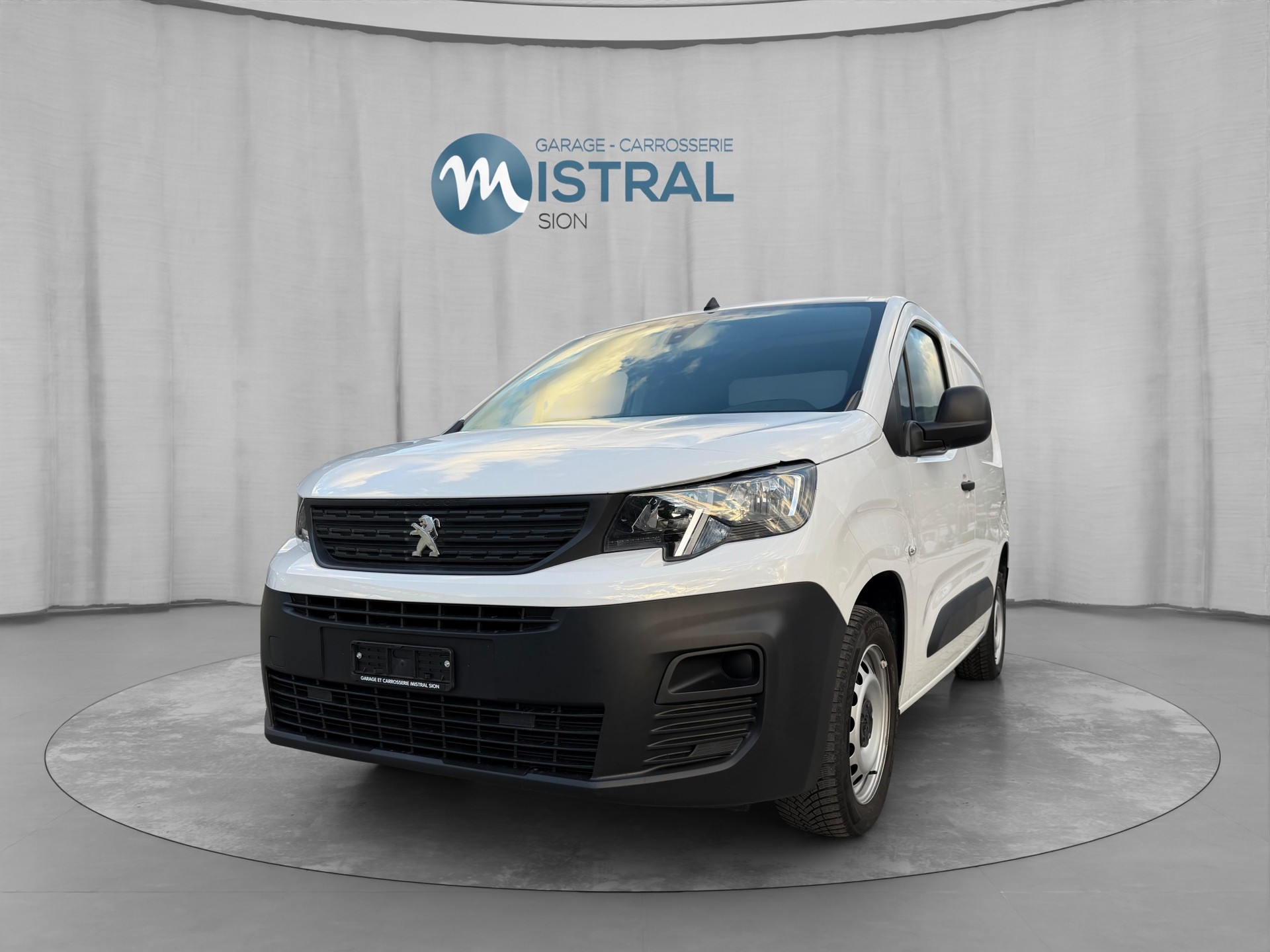 PEUGEOT Partner 1.5 Blue HDi s/s Premium 1000kg-image-0