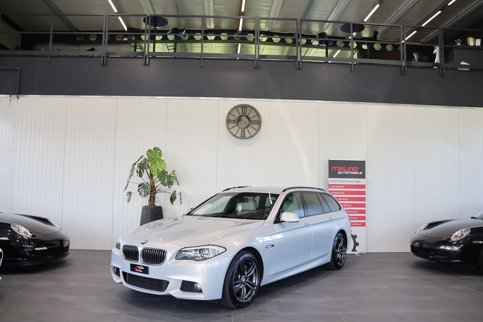 BMW 535d xDrive Touring Steptronic-image-0