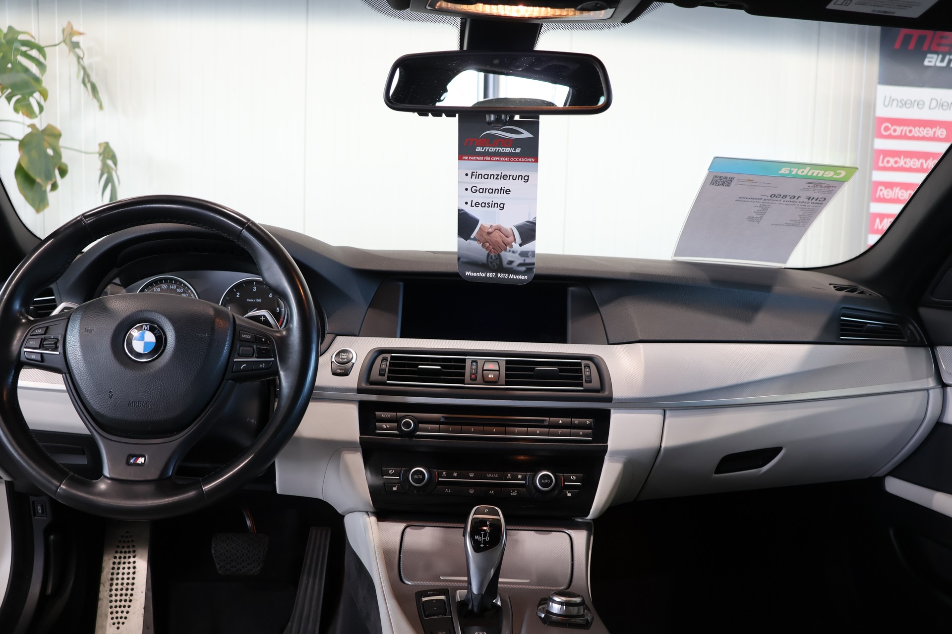 BMW 535d xDrive Touring Steptronic-image-11
