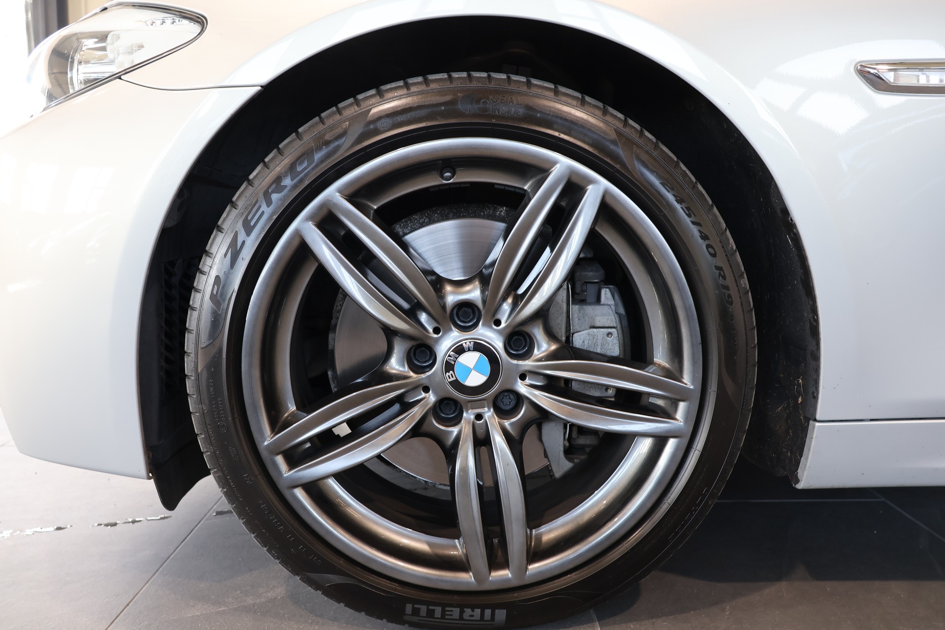 BMW 535d xDrive Touring Steptronic-image-5