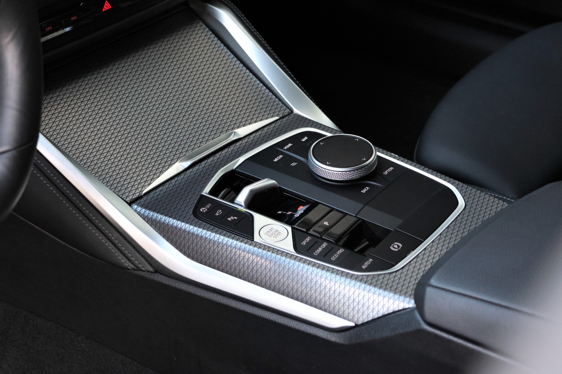BMW 420d xDrive 48V Gran Coupé M Sport Steptronic-image-12