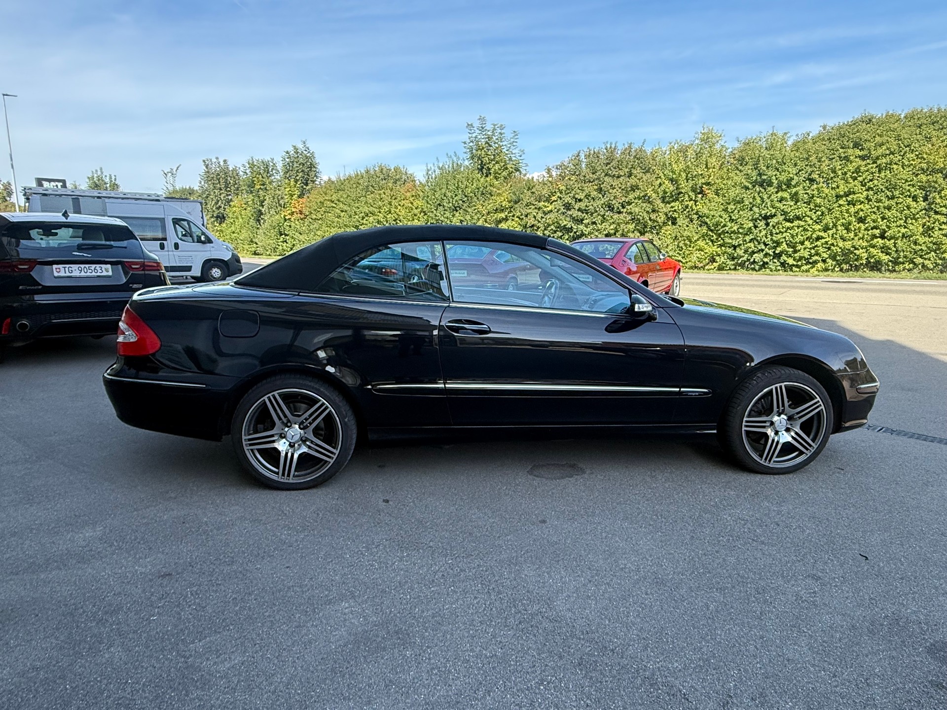 MERCEDES-BENZ CLK 320 Avantgarde Automatic-image-4