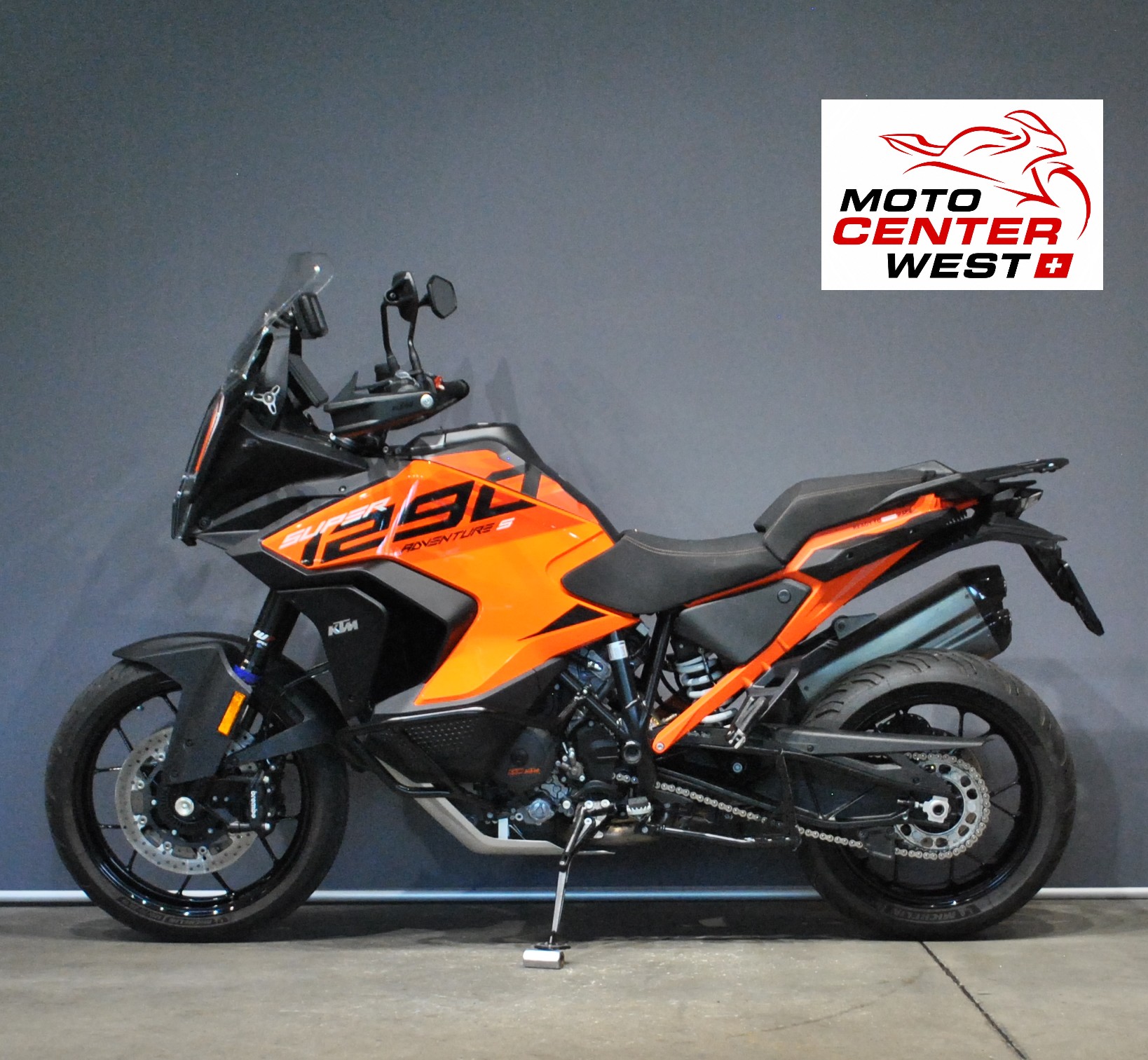 KTM 1290 Super Adventure S-showroom-element-2