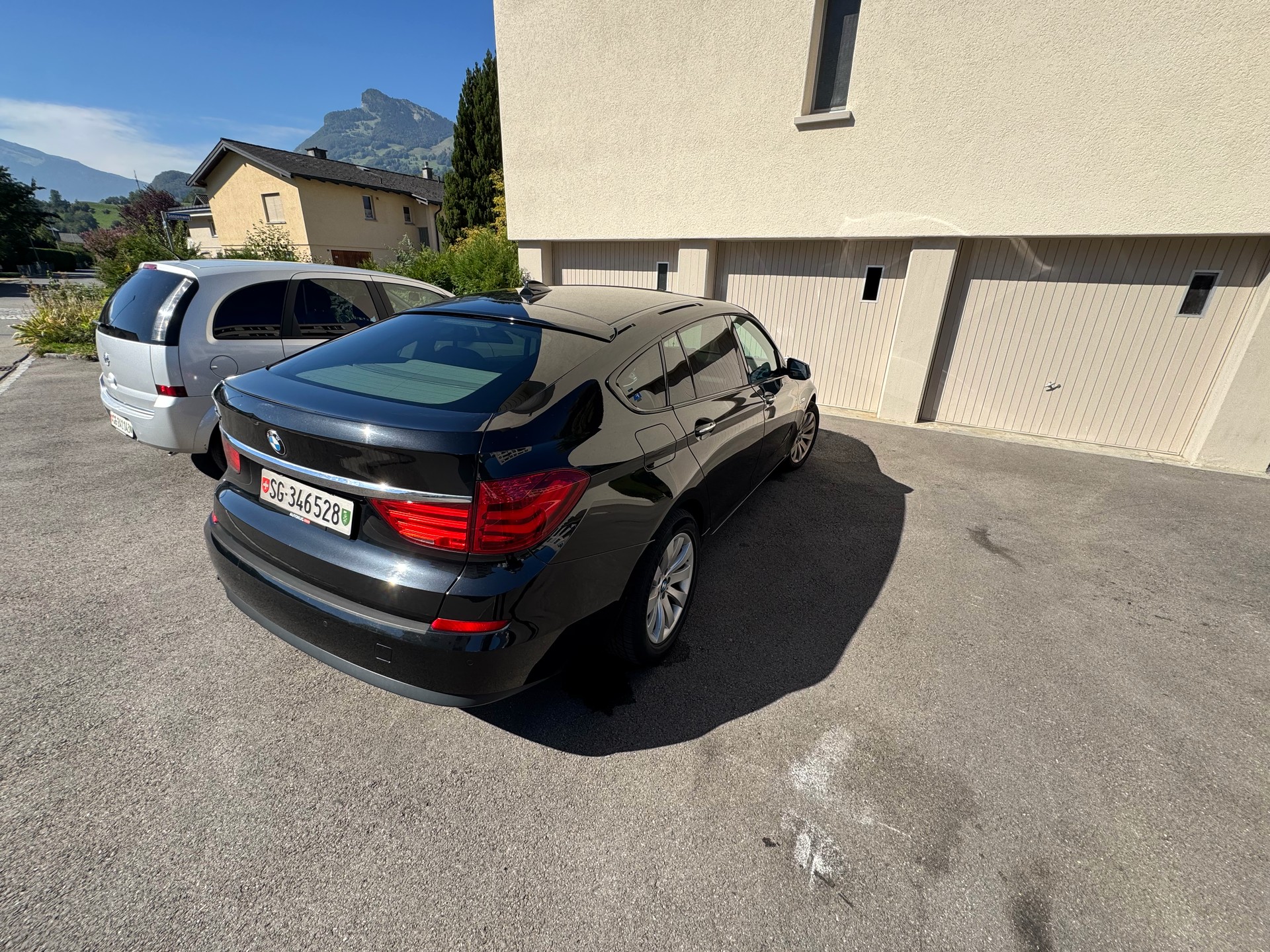 BMW 530d xDrive-image-1