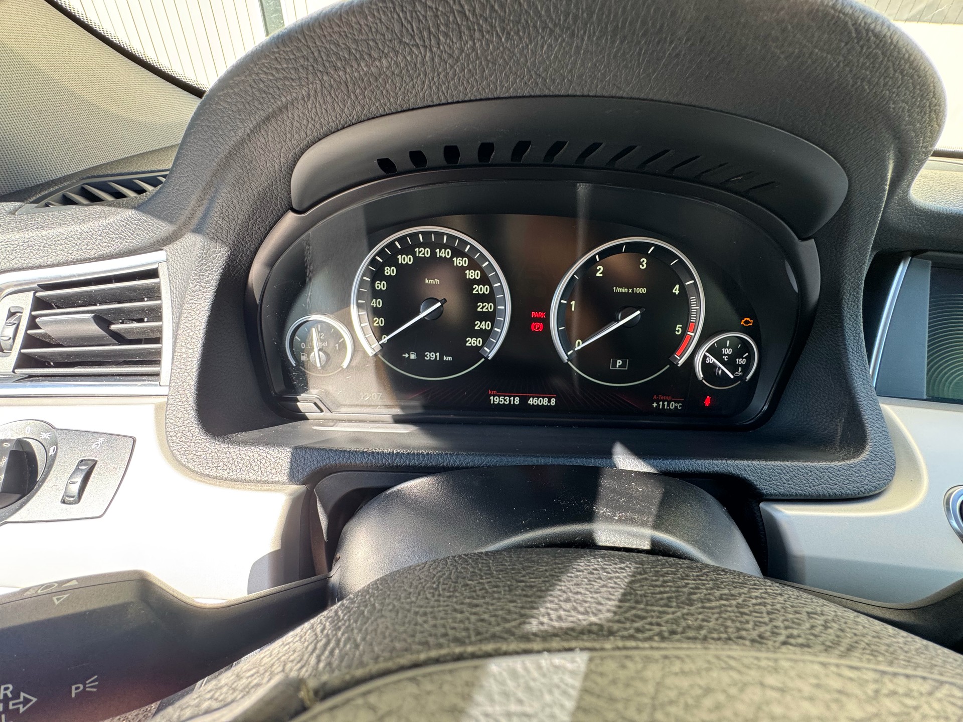 BMW 530d xDrive-image-3