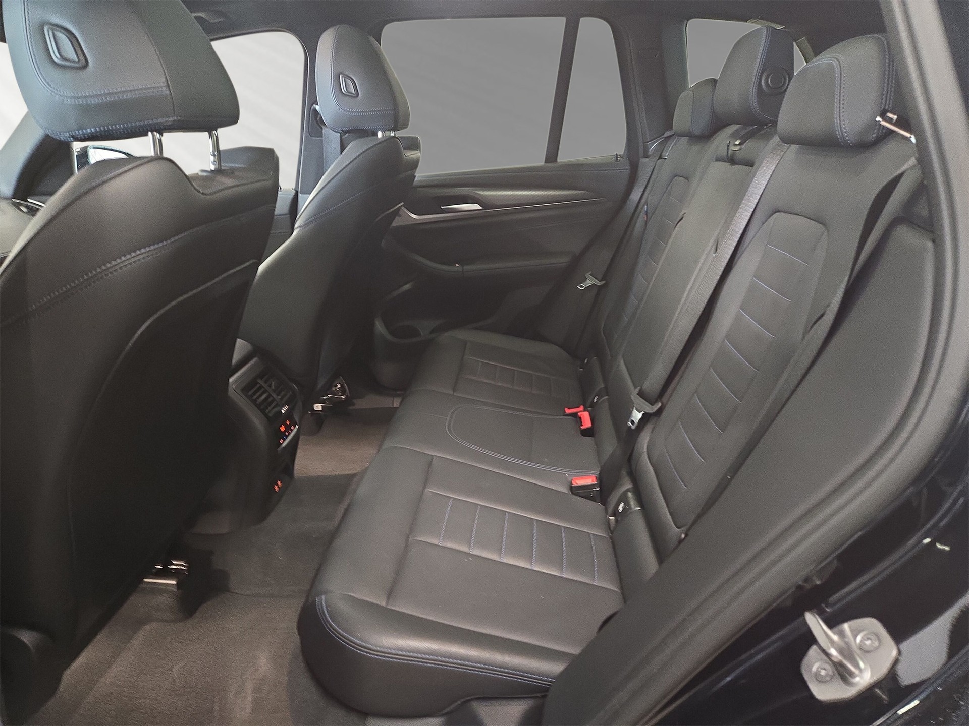 BMW X3 xDrive 30e M Sport-image-6