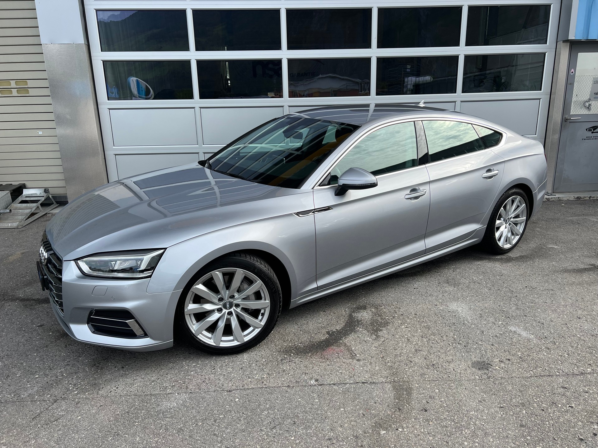 AUDI A5 Sportback 2.0 TDI Sport S-tronic PS 190 *** Navigation * frisch ab MFK * 12 / 24 Mt. Garantie möglich ***-image-1