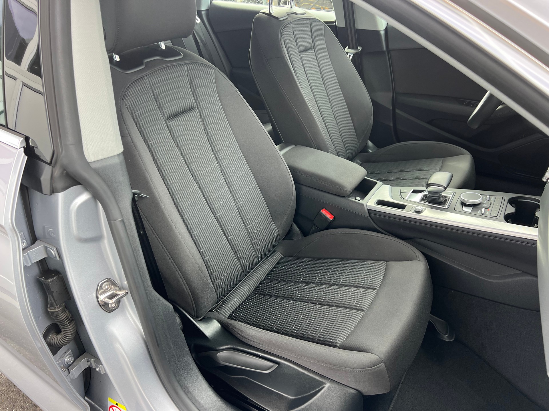 AUDI A5 Sportback 2.0 TDI Sport S-tronic PS 190 *** Navigation * frisch ab MFK * 12 / 24 Mt. Garantie möglich ***-image-12