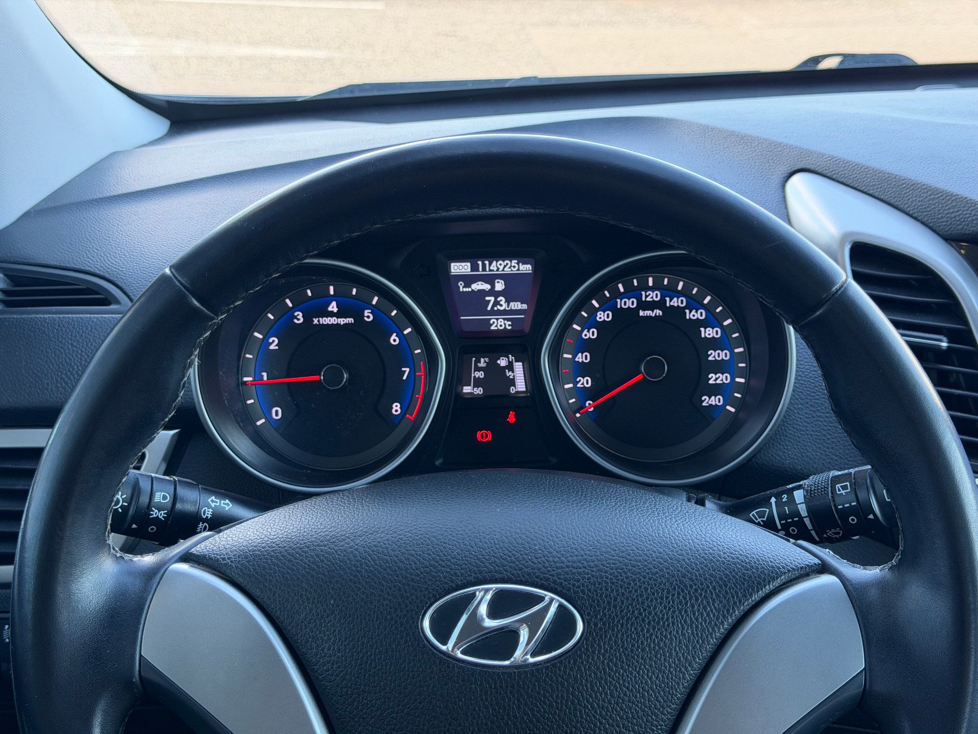 HYUNDAI i30 1.4 Pica-image-13