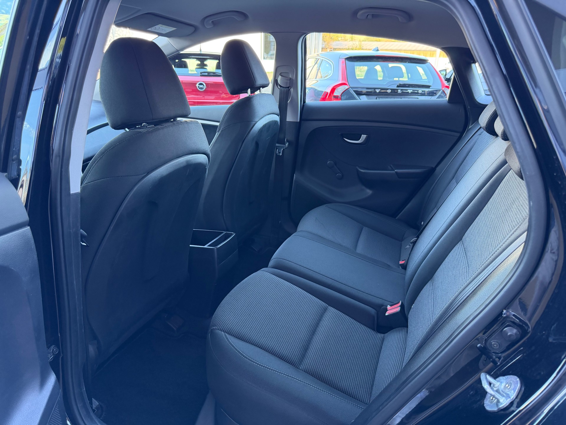 HYUNDAI i30 1.4 Pica-image-17