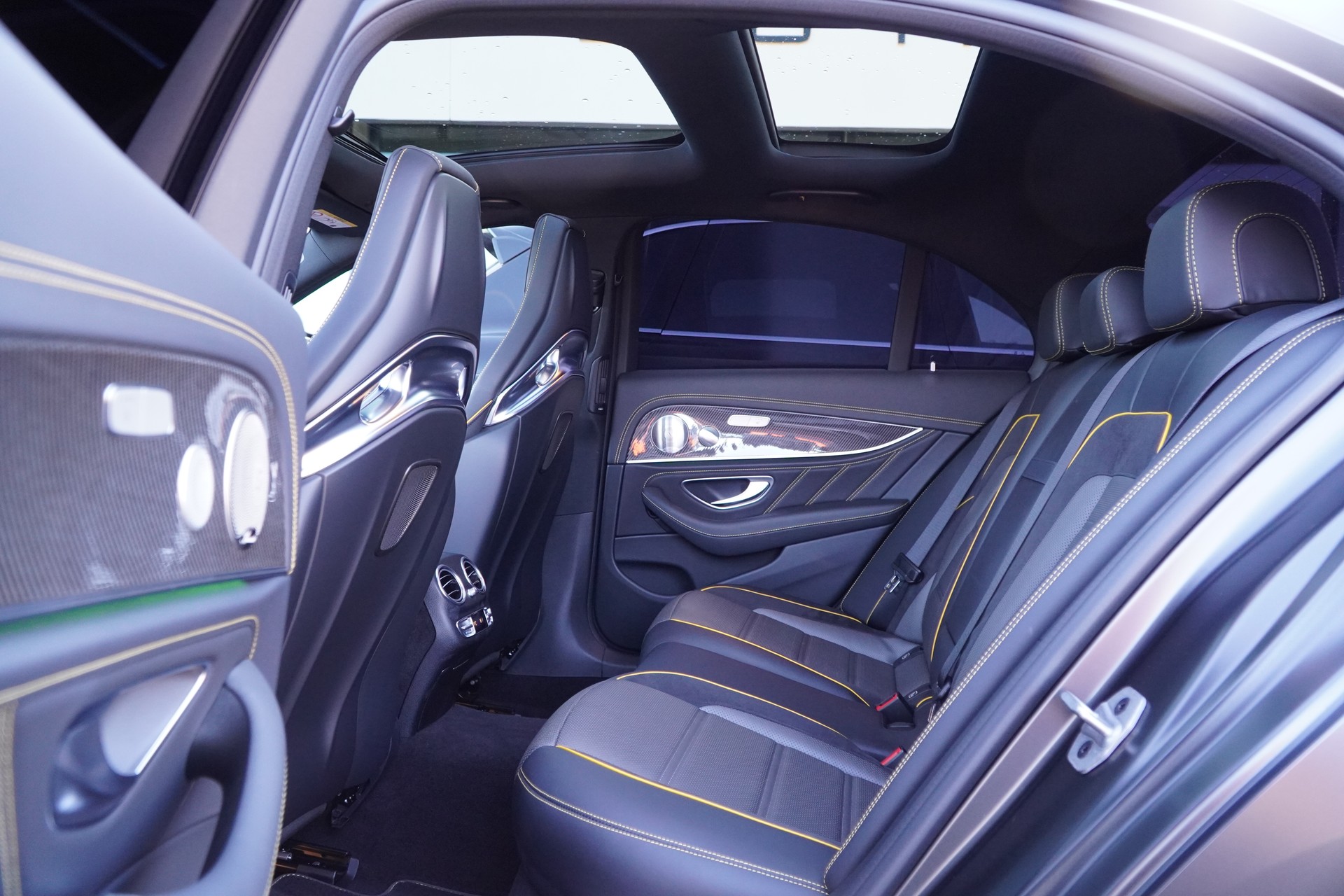 MERCEDES-BENZ AMG E 63 S 4Matic+ Speedshift 9G-TCT FINAL EDITION-image-9