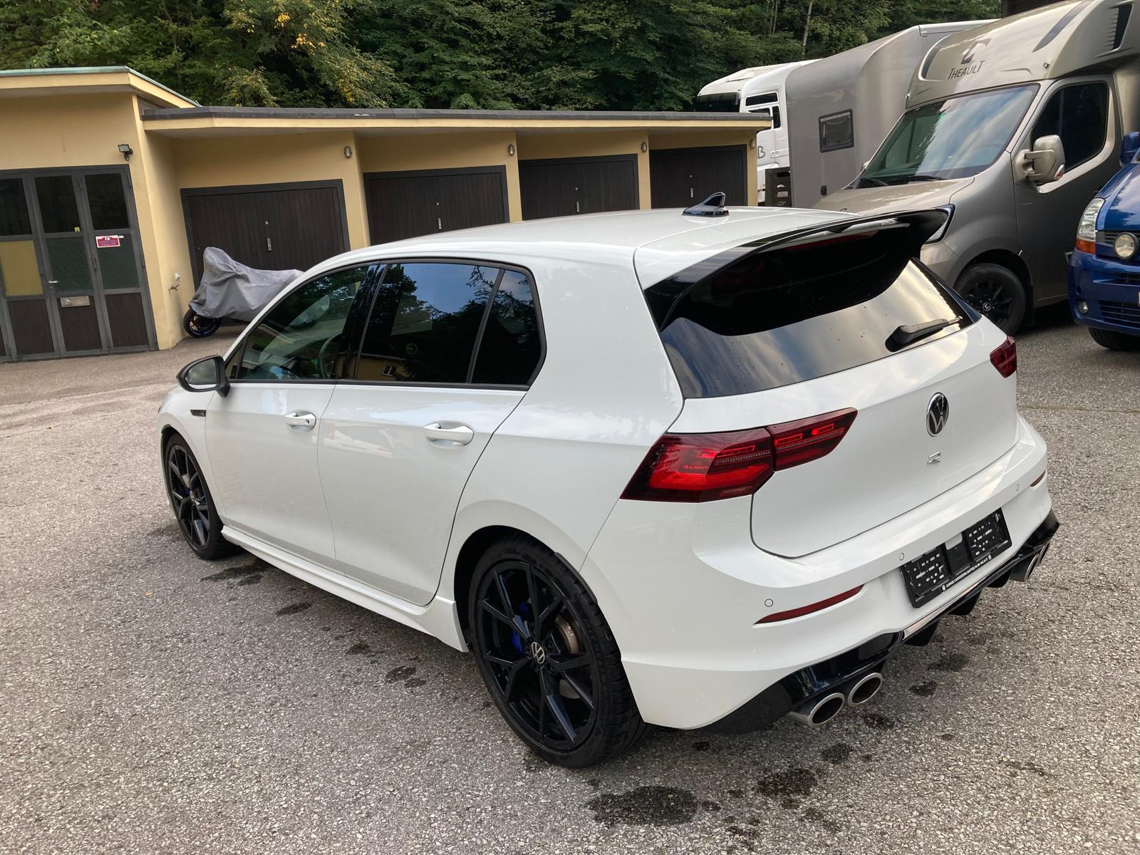VW Golf 2.0 TSI R DSG 4Motion-image-4