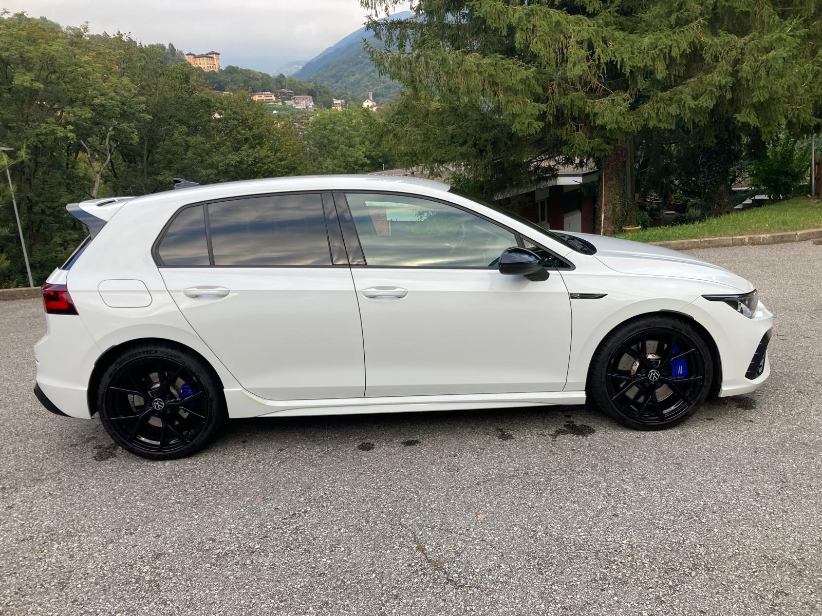 VW Golf 2.0 TSI R DSG 4Motion-image-7