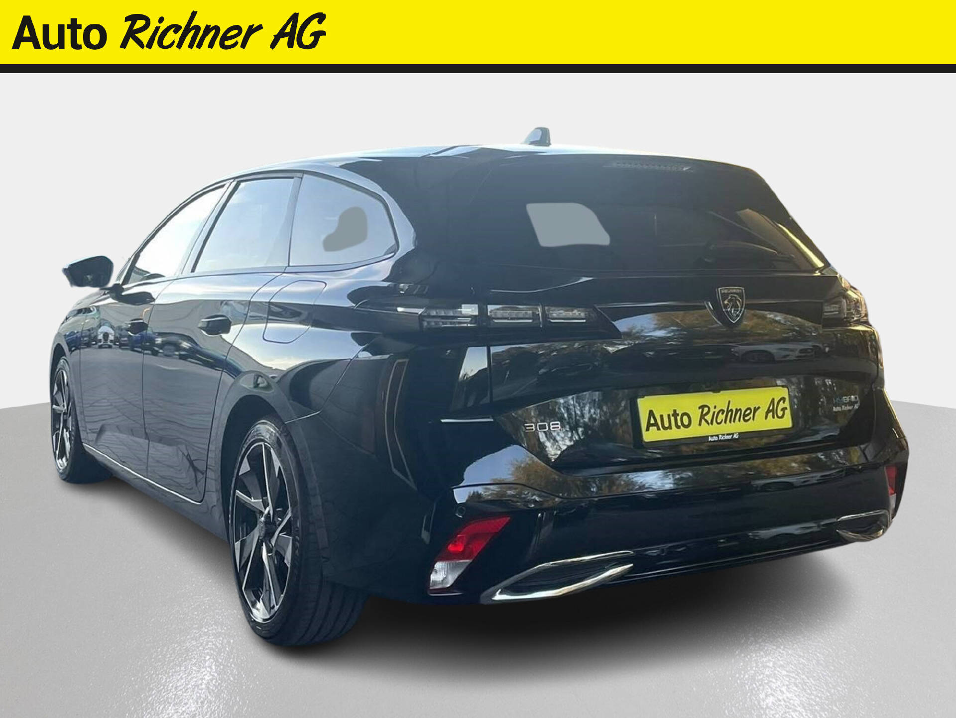 PEUGEOT 308 SW 1.6 PHEV 180 Allure-image-4