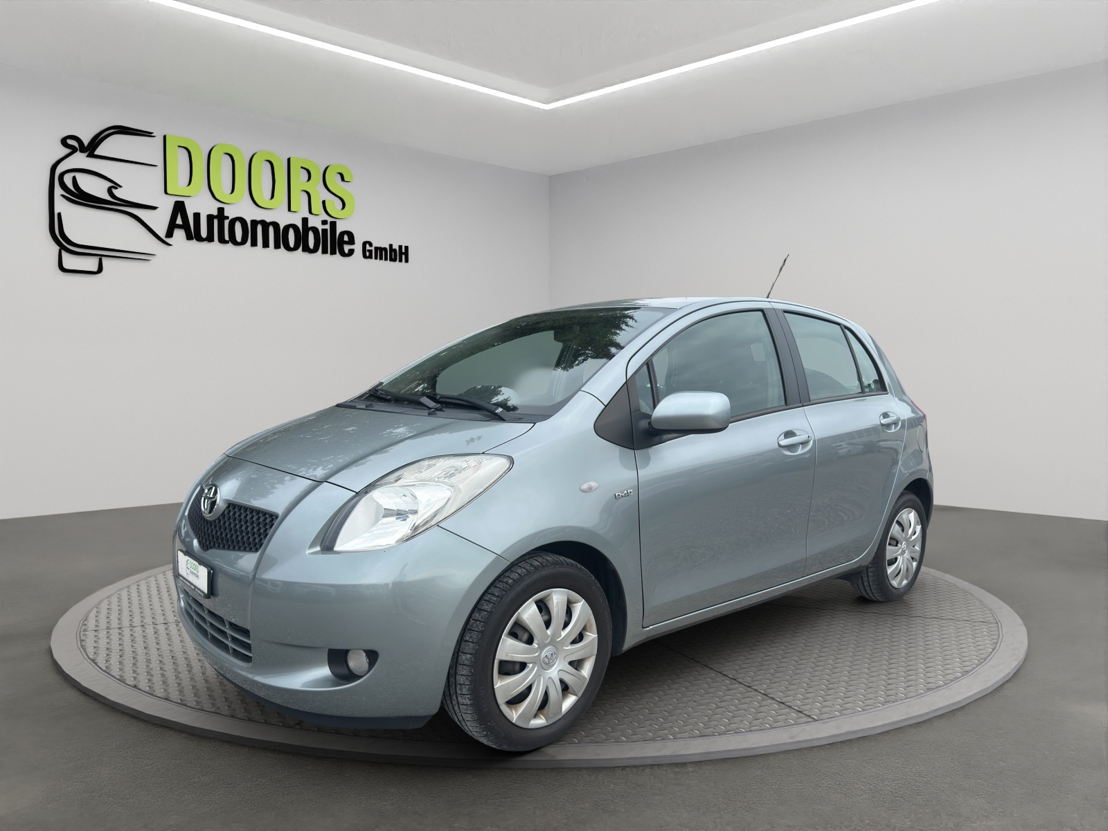 TOYOTA Yaris 1.4 D-4D Linea Sol-image-2