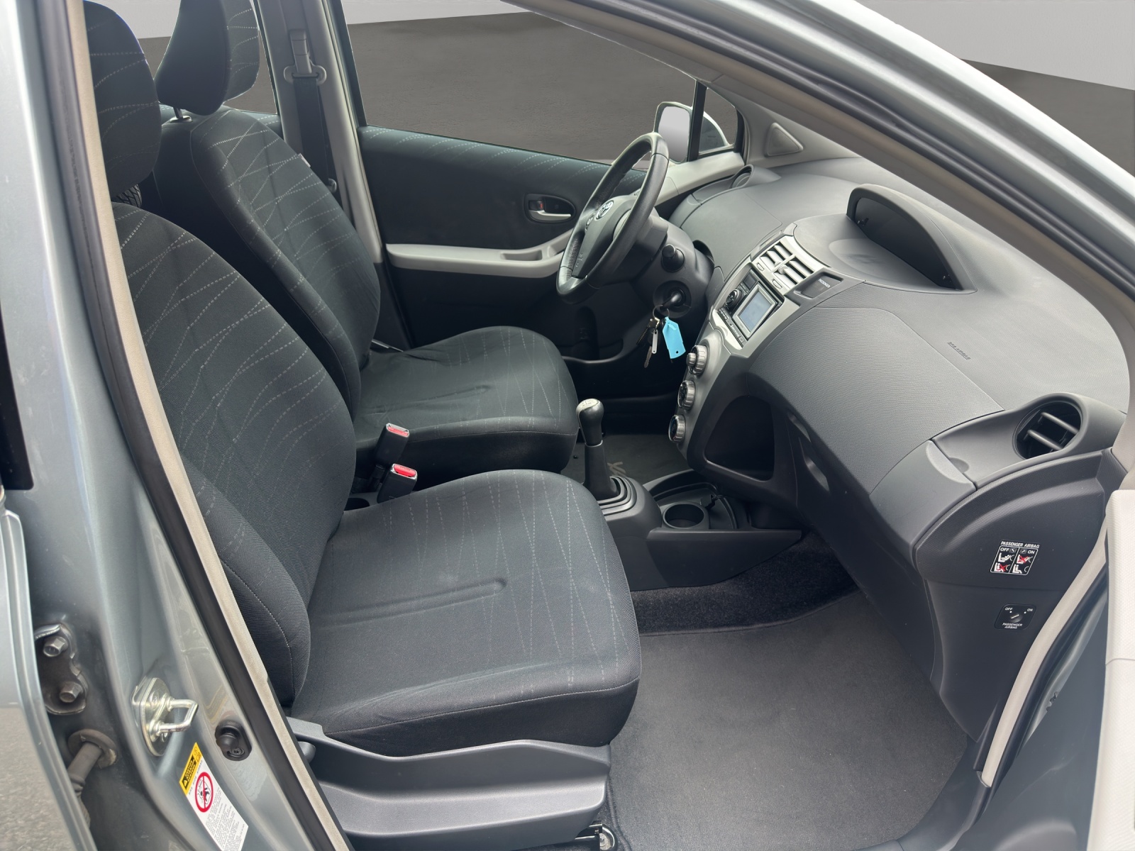 TOYOTA Yaris 1.4 D-4D Linea Sol-image-10