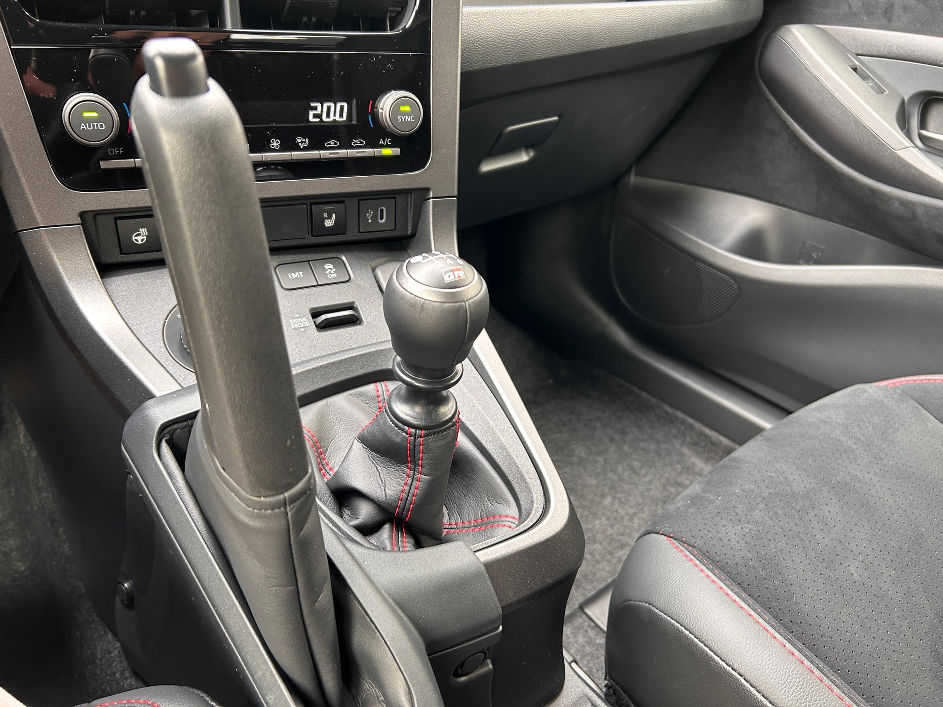 TOYOTA GR Yaris 1.6 Turbo Sport 4x4-image-11