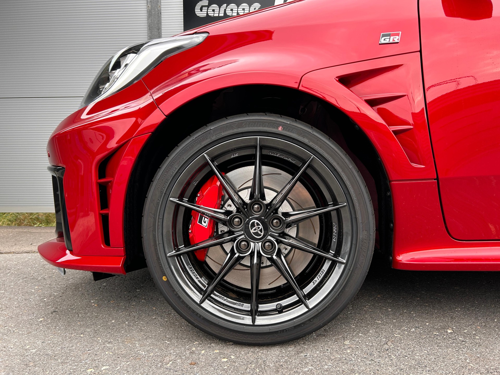 TOYOTA GR Yaris 1.6 Turbo Sport 4x4-image-2