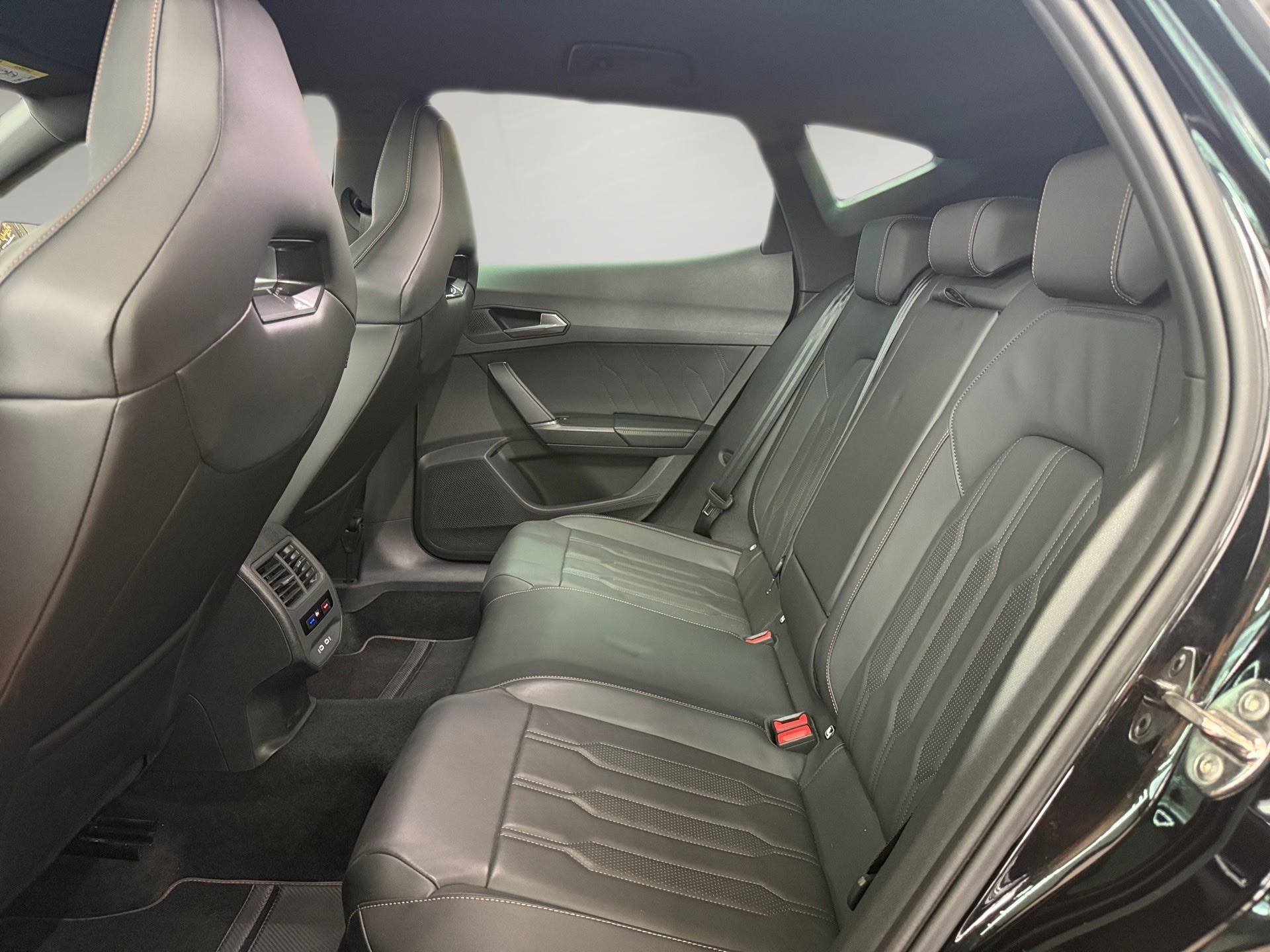CUPRA Formentor 1.4 e-HYBRID pHEV VZ DSG-image-16