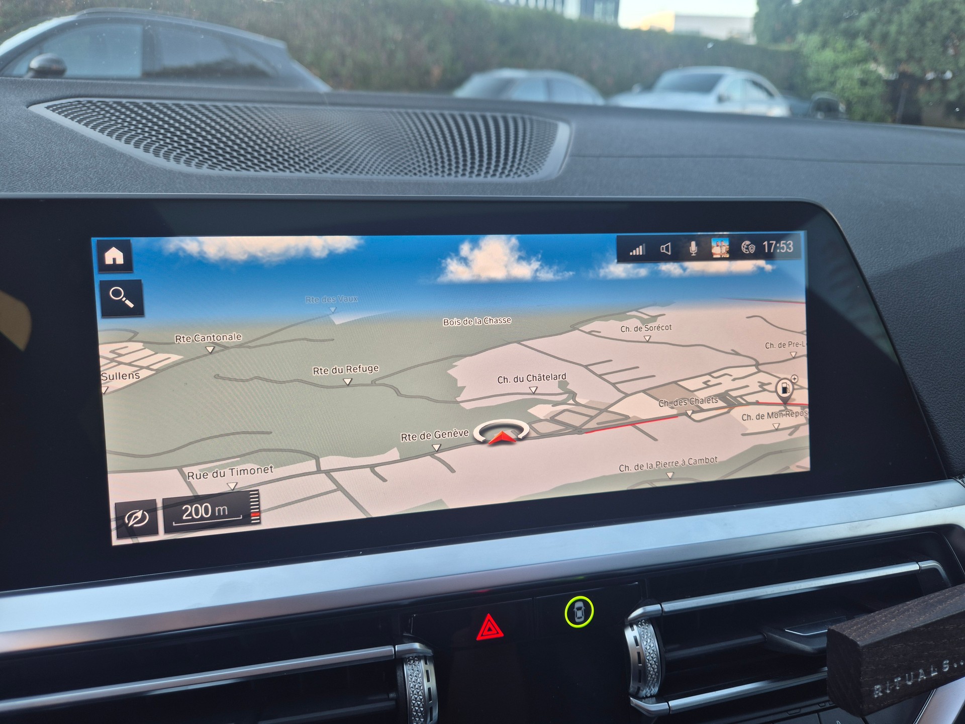 BMW M340i xDrive 48V Touring Steptronic-image-24