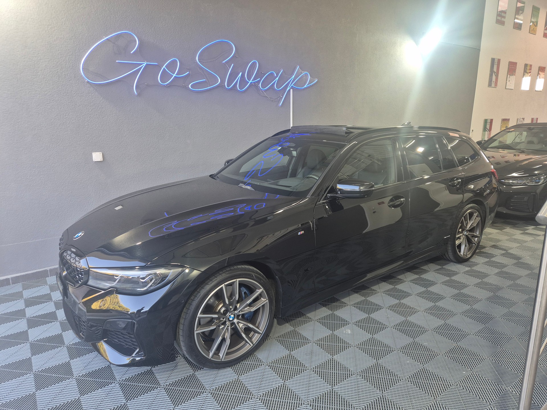 BMW M340i xDrive 48V Touring Steptronic-image-1