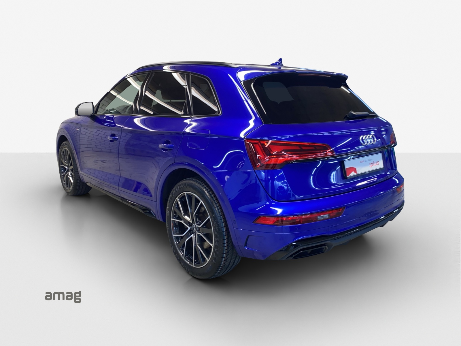 AUDI Q5 50 TFSI e PHEV S line quattro S-tronic-image-2